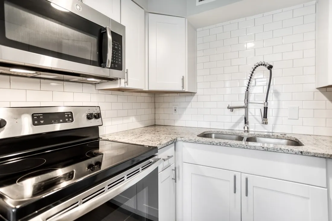 Apartment For Rent in Dallas County , 5708 Hudson Street 14, Dallas, Texas 75206, 2 Bedroom, 2 Bathroom, Garage spaces, 5,509 Sqft, built in 1964, mls#21416485, Real Estate Agent in Dallas, Homes For Rent in Dallas county, Homes For Rent in Dallas, Realtor in Dallas Texas, Real Estate Brokerage Independent Realty Texas, Luminita Cordes Realtor