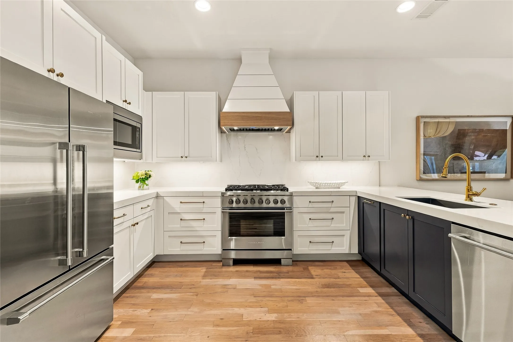 Single Family Residence For Sale in Dallas County , 5520 Martel Avenue, Dallas, Texas 75206, 3 Bedroom, 4 Bathroom, 2 Garage spaces, 2,639 Sqft, built in 2021, mls#21420737, Real Estate Agent in Dallas, Homes For Sale in Dallas county, Homes For Sale in Dallas, Realtor in Dallas Texas, Real Estate Brokerage Independent Realty Texas, Luminita Cordes Realtor