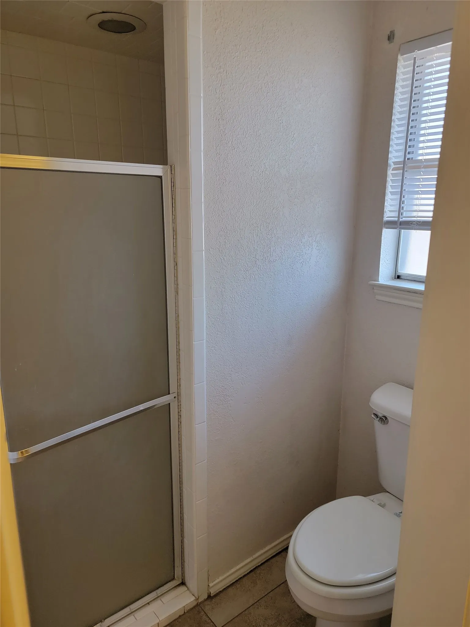 Duplex For Rent in Tarrant County , 6435 Brookhaven Trail, Fort Worth, Texas 76133, 2 Bedroom, 2 Bathroom, 2 Garage spaces, 1,086 Sqft, built in 1979, mls#21421191, Real Estate Agent in Fort Worth, Homes For Rent in Tarrant county, Homes For Rent in Fort Worth, Realtor in Fort Worth Texas, Real Estate Brokerage Independent Realty Texas, Luminita Cordes Realtor