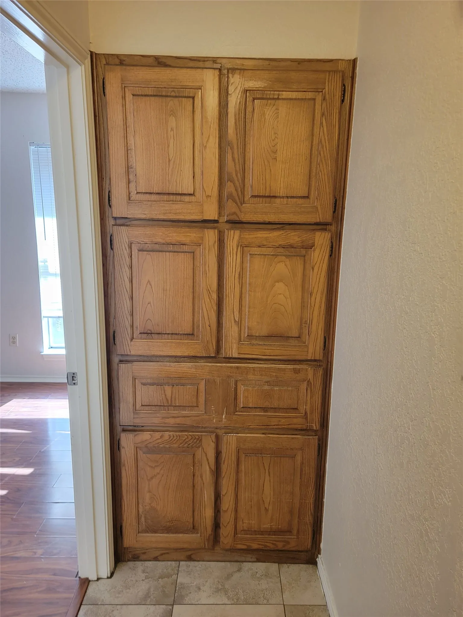 Duplex For Rent in Tarrant County , 6435 Brookhaven Trail, Fort Worth, Texas 76133, 2 Bedroom, 2 Bathroom, 2 Garage spaces, 1,086 Sqft, built in 1979, mls#21421191, Real Estate Agent in Fort Worth, Homes For Rent in Tarrant county, Homes For Rent in Fort Worth, Realtor in Fort Worth Texas, Real Estate Brokerage Independent Realty Texas, Luminita Cordes Realtor