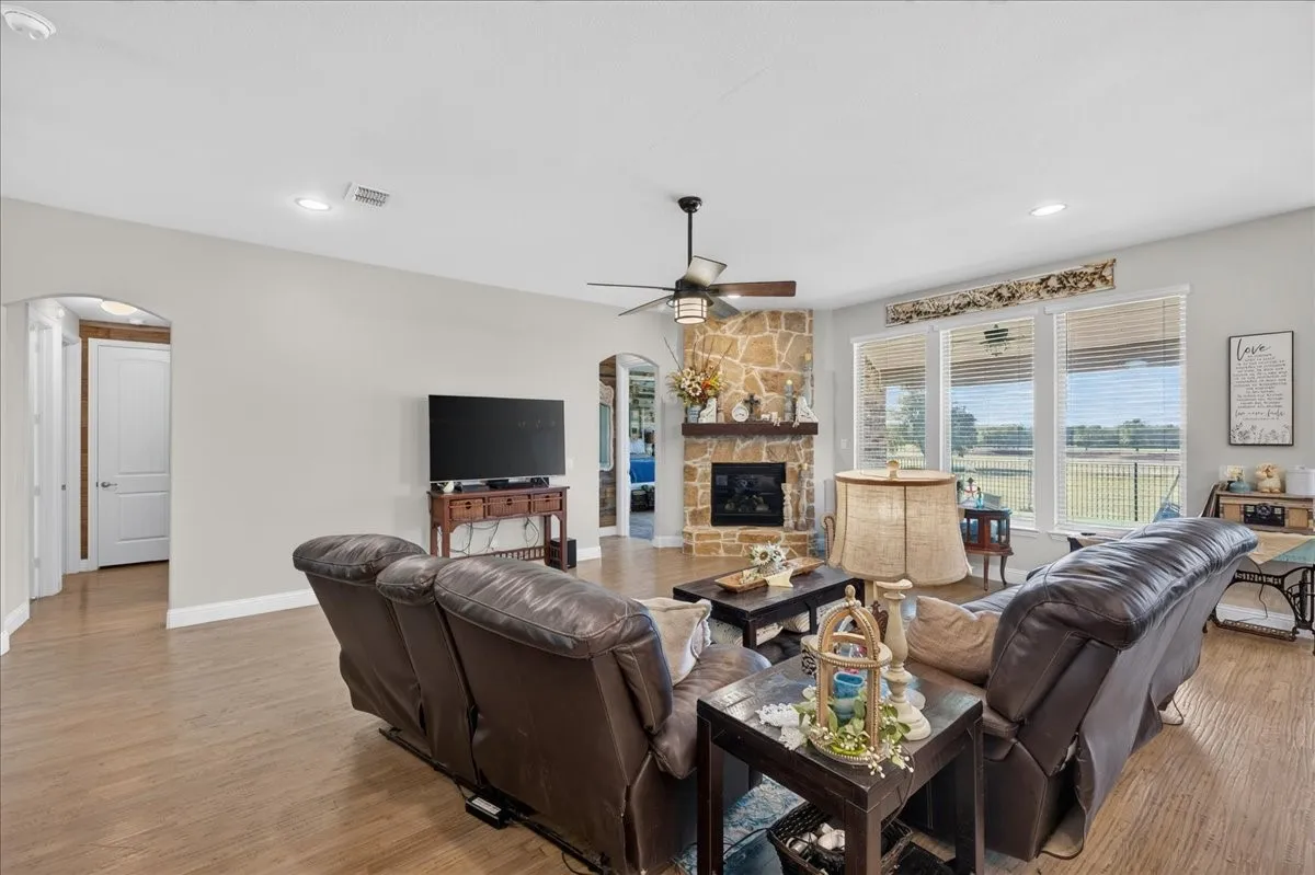 Single Family Residence For Sale in Rockwall County , 2525 Perdenales Drive, Royse City, Texas 75189, 4 Bedroom, 2 Bathroom, 2 Garage spaces, 2,229 Sqft, built in 2018, mls#21419962, Real Estate Agent in Royse City, Homes For Sale in Rockwall county, Homes For Sale in Royse City, Realtor in Royse City Texas, Real Estate Brokerage Independent Realty Texas, Luminita Cordes Realtor