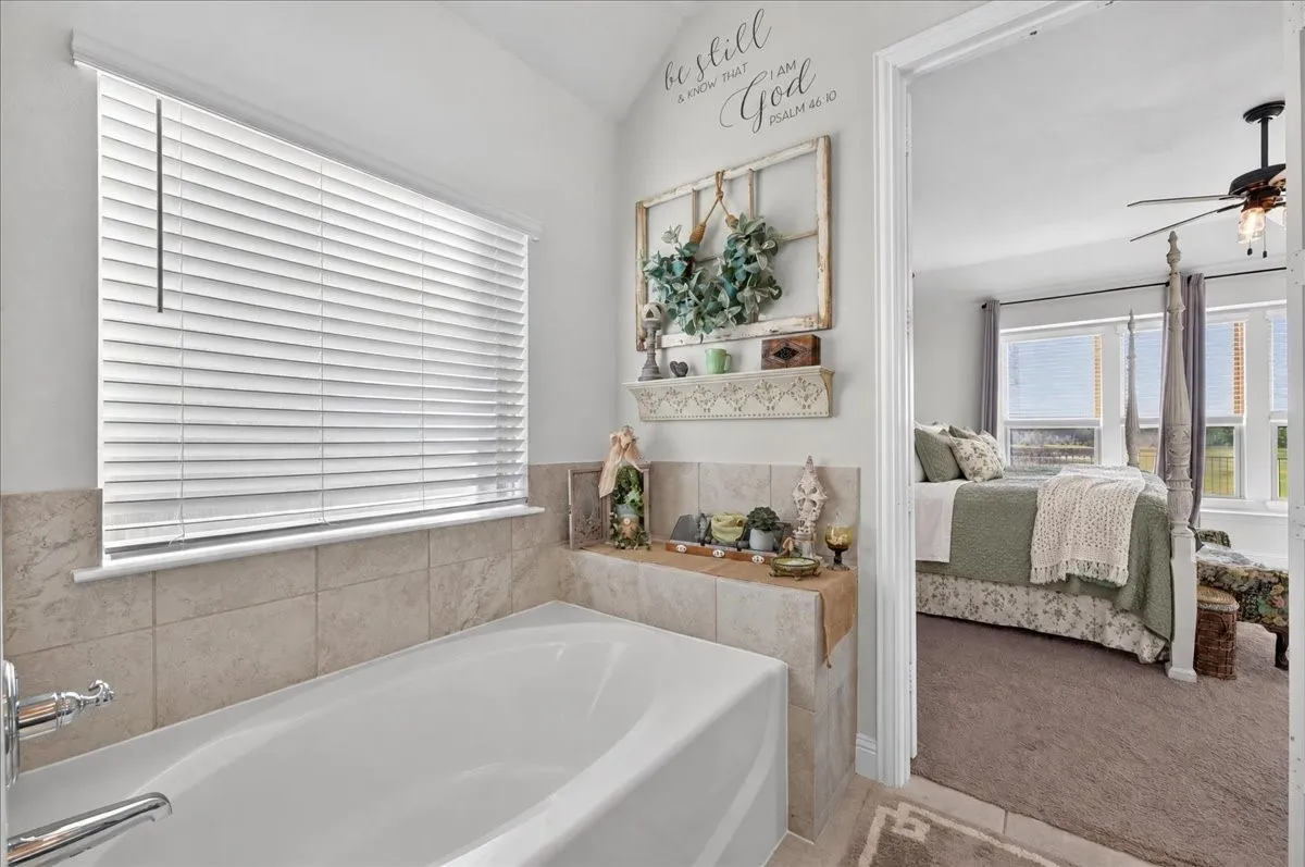 Single Family Residence For Sale in Rockwall County , 2525 Perdenales Drive, Royse City, Texas 75189, 4 Bedroom, 2 Bathroom, 2 Garage spaces, 2,229 Sqft, built in 2018, mls#21419962, Real Estate Agent in Royse City, Homes For Sale in Rockwall county, Homes For Sale in Royse City, Realtor in Royse City Texas, Real Estate Brokerage Independent Realty Texas, Luminita Cordes Realtor
