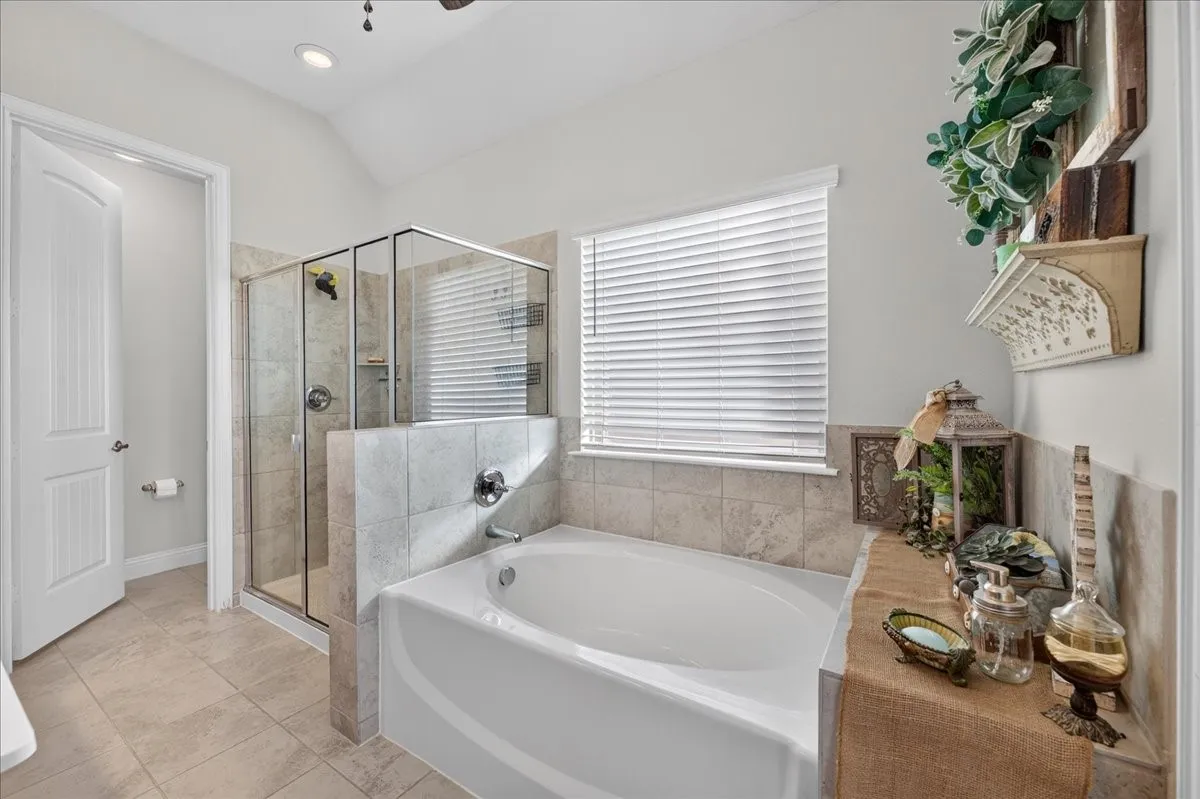 Single Family Residence For Sale in Rockwall County , 2525 Perdenales Drive, Royse City, Texas 75189, 4 Bedroom, 2 Bathroom, 2 Garage spaces, 2,229 Sqft, built in 2018, mls#21419962, Real Estate Agent in Royse City, Homes For Sale in Rockwall county, Homes For Sale in Royse City, Realtor in Royse City Texas, Real Estate Brokerage Independent Realty Texas, Luminita Cordes Realtor