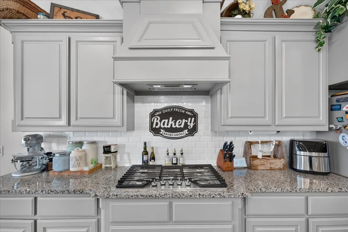 Single Family Residence For Sale in Rockwall County , 2525 Perdenales Drive, Royse City, Texas 75189, 4 Bedroom, 2 Bathroom, 2 Garage spaces, 2,229 Sqft, built in 2018, mls#21419962, Real Estate Agent in Royse City, Homes For Sale in Rockwall county, Homes For Sale in Royse City, Realtor in Royse City Texas, Real Estate Brokerage Independent Realty Texas, Luminita Cordes Realtor