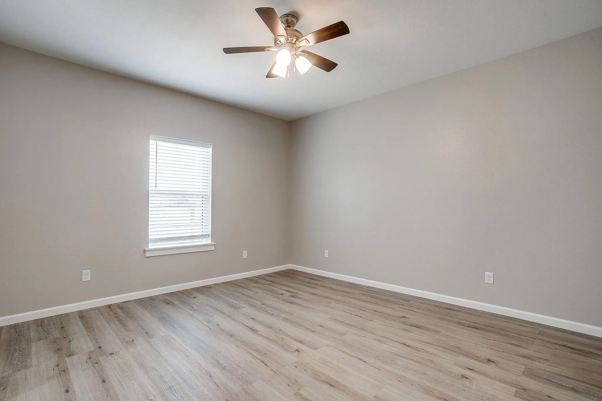 Duplex For Rent in Parker County , 133 Winners Circle Unit 601, Weatherford, Texas 76087, 3 Bedroom, 2 Bathroom, 2 Garage spaces, 1,550 Sqft, built in 2026, mls#21421232, Real Estate Agent in Weatherford, Homes For Rent in Parker county, Homes For Rent in Weatherford, Realtor in Weatherford Texas, Real Estate Brokerage Independent Realty Texas, Luminita Cordes Realtor