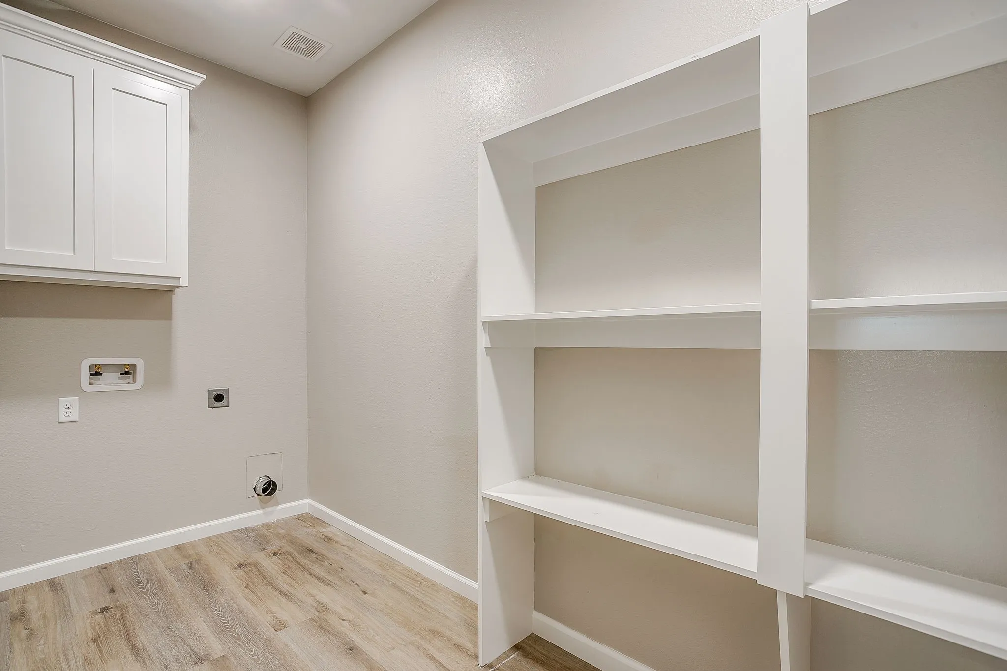 Duplex For Rent in Parker County , 133 Winners Circle Unit 603, Weatherford, Texas 76087, 3 Bedroom, 2 Bathroom, 2 Garage spaces, 1,550 Sqft, built in 2026, mls#21421239, Real Estate Agent in Weatherford, Homes For Rent in Parker county, Homes For Rent in Weatherford, Realtor in Weatherford Texas, Real Estate Brokerage Independent Realty Texas, Luminita Cordes Realtor