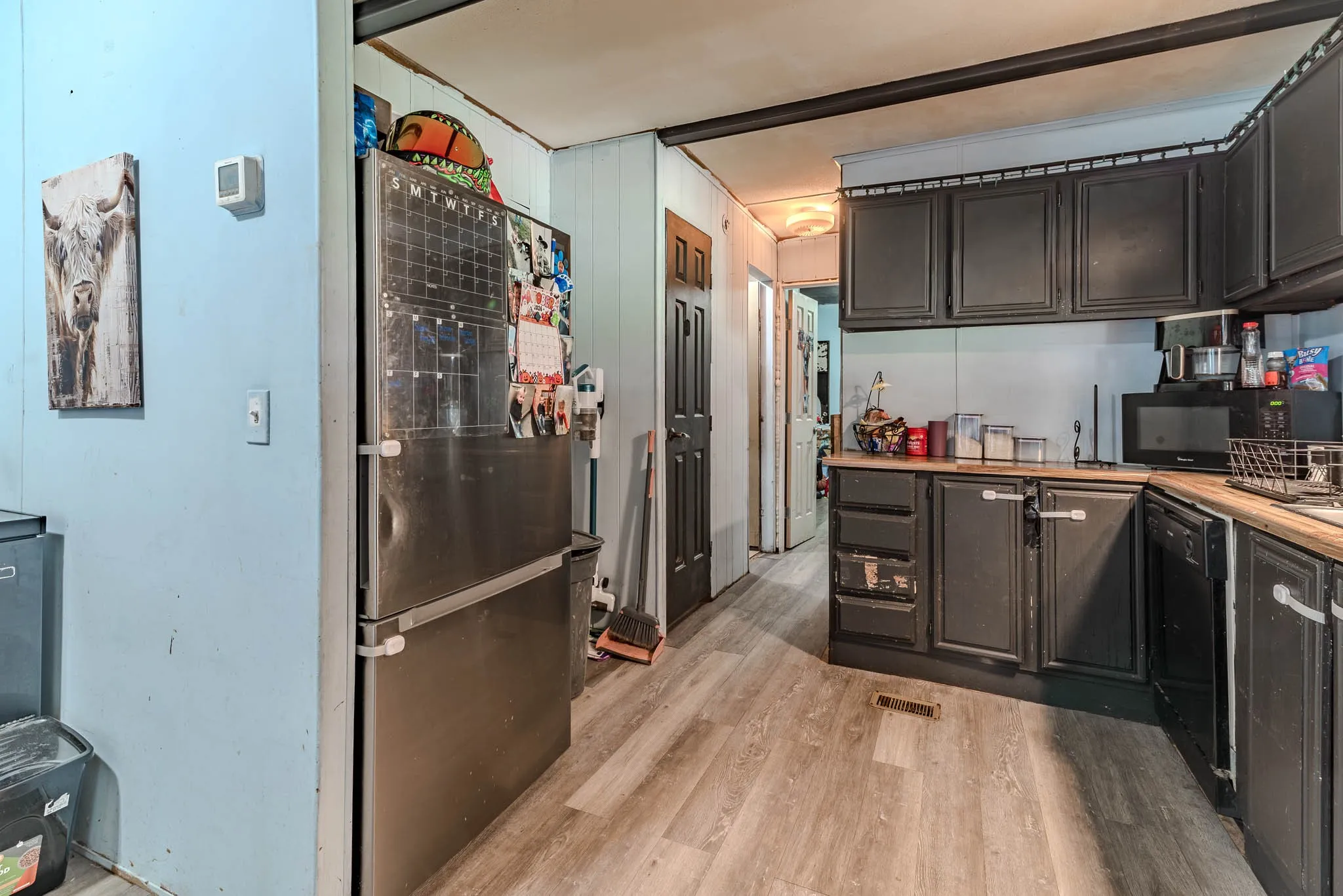 Mobile Home For Sale in Johnson County , 2508 Aspen Lane, Burleson, Texas 76028, 2 Bedroom, 2 Bathroom, Garage spaces, 1,284 Sqft, built in 1984, mls#21421042, Real Estate Agent in Burleson, Homes For Sale in Johnson county, Homes For Sale in Burleson, Realtor in Burleson Texas, Real Estate Brokerage Independent Realty Texas, Luminita Cordes Realtor