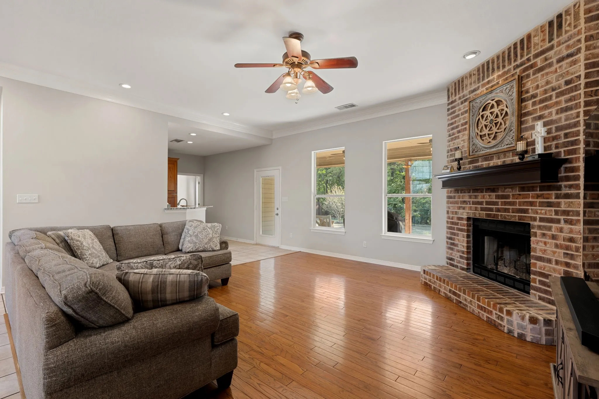Single Family Residence For Sale in Hunt County , 2857 Mallard Drive, Greenville, Texas 75402, 4 Bedroom, 3 Bathroom, 2 Garage spaces, 2,168 Sqft, built in 2002, mls#21420096, Real Estate Agent in Greenville, Homes For Sale in Hunt county, Homes For Sale in Greenville, Realtor in Greenville Texas, Real Estate Brokerage Independent Realty Texas, Luminita Cordes Realtor