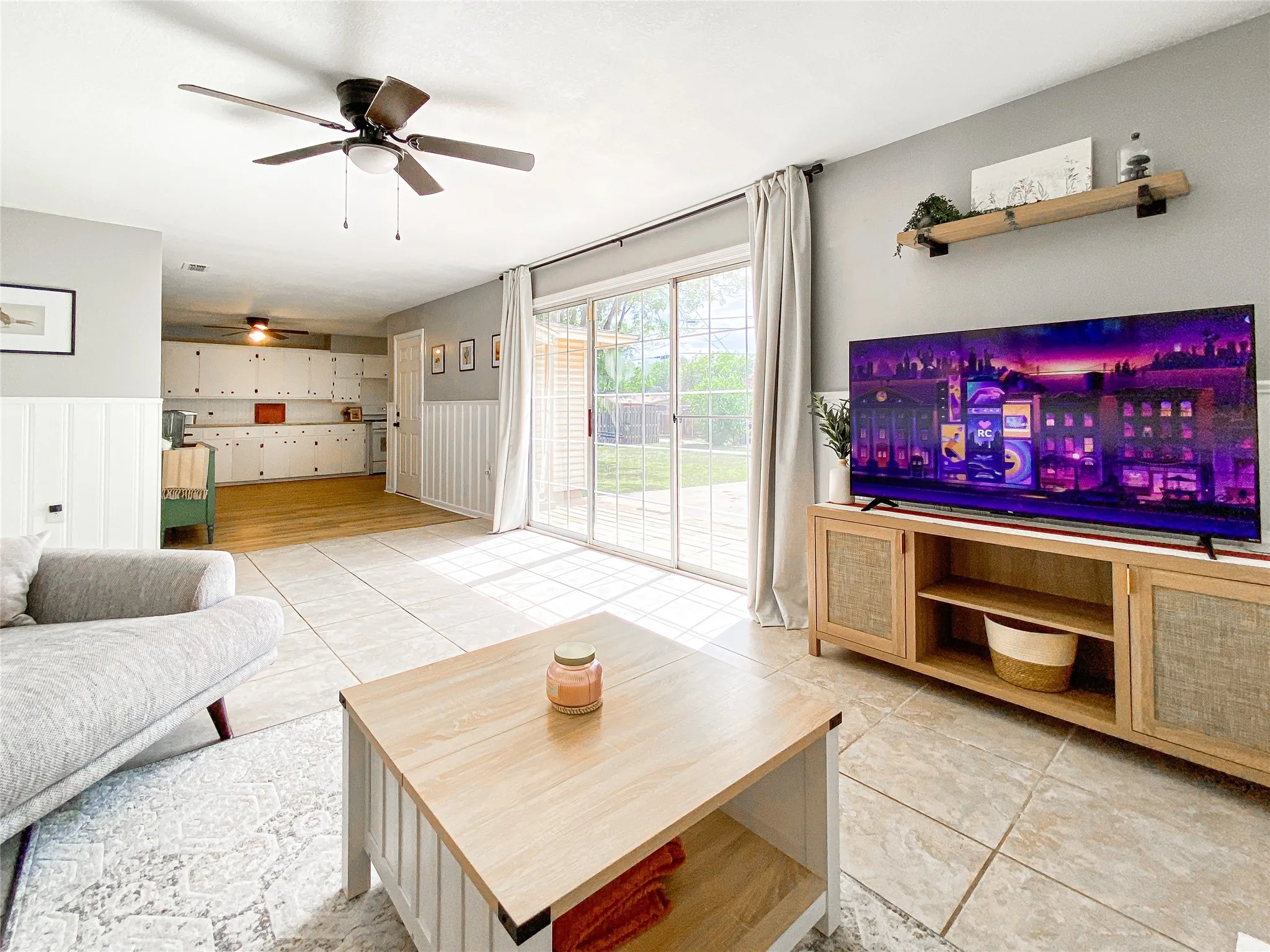 Single Family Residence For Sale in Taylor County , 2466 Garfield Avenue, Abilene, Texas 79601, 4 Bedroom, 2 Bathroom, Garage spaces, 2,219 Sqft, built in 1955, mls#21421283, Real Estate Agent in Abilene, Homes For Sale in Taylor county, Homes For Sale in Abilene, Realtor in Abilene Texas, Real Estate Brokerage Independent Realty Texas, Luminita Cordes Realtor