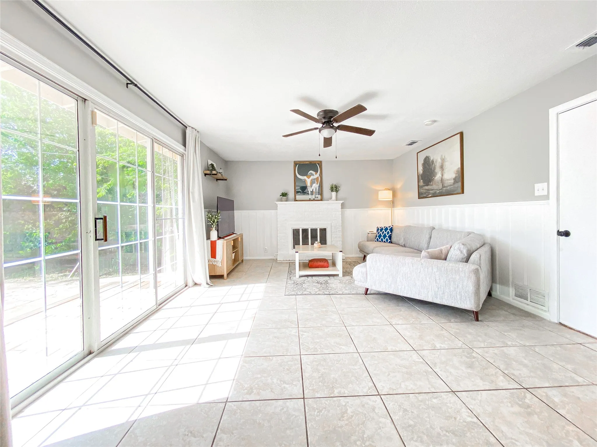 Single Family Residence For Sale in Taylor County , 2466 Garfield Avenue, Abilene, Texas 79601, 4 Bedroom, 2 Bathroom, Garage spaces, 2,219 Sqft, built in 1955, mls#21421283, Real Estate Agent in Abilene, Homes For Sale in Taylor county, Homes For Sale in Abilene, Realtor in Abilene Texas, Real Estate Brokerage Independent Realty Texas, Luminita Cordes Realtor