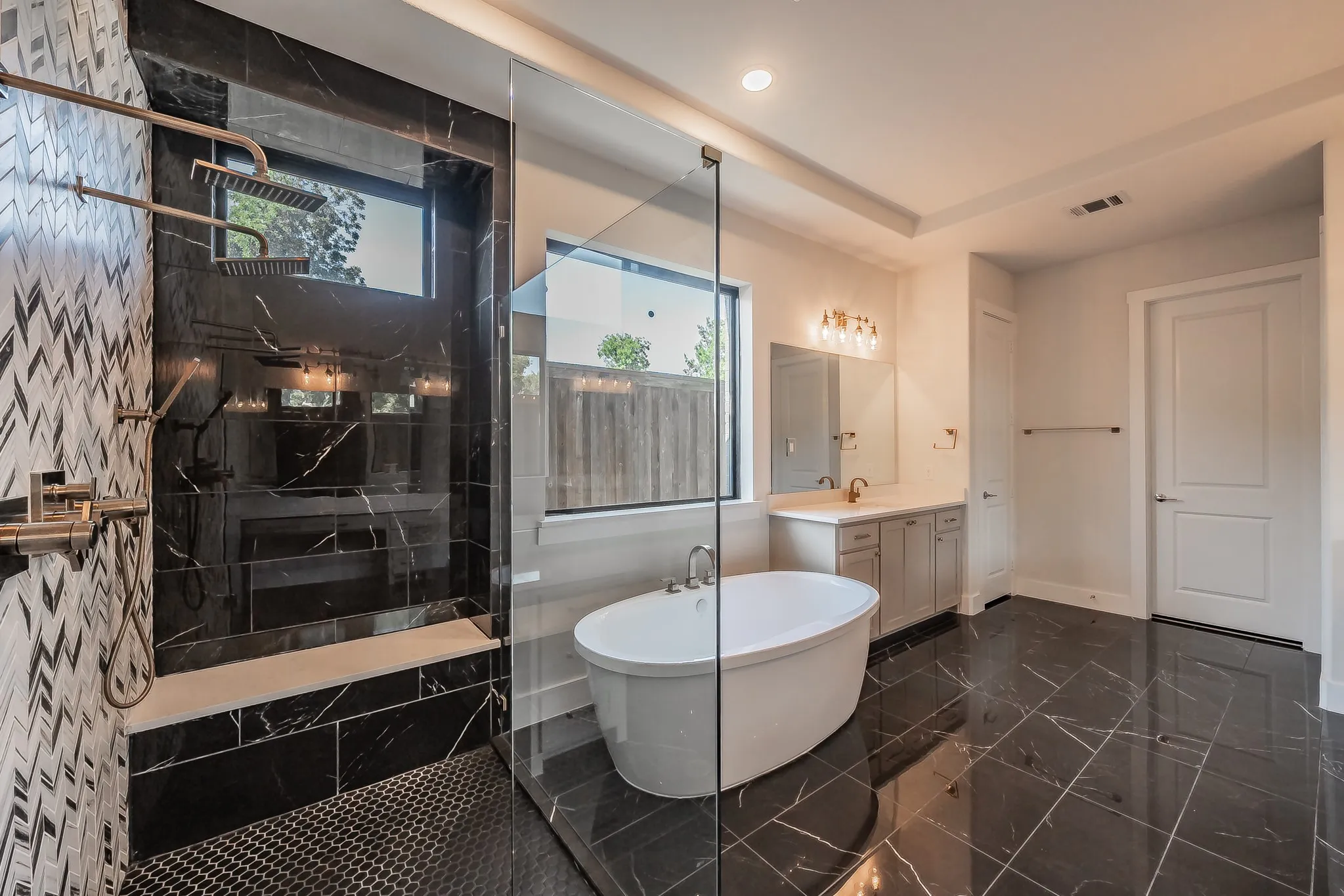 Single Family Residence For Sale in Tarrant County , 5901 Westworth Falls Way, Westworth Village, Texas 76114, 6 Bedroom, 7 Bathroom, 2 Garage spaces, 4,782 Sqft, built in 2022, mls#21421272, Real Estate Agent in Westworth Village, Homes For Sale in Tarrant county, Homes For Sale in Westworth Village, Realtor in Westworth Village Texas, Real Estate Brokerage Independent Realty Texas, Luminita Cordes Realtor