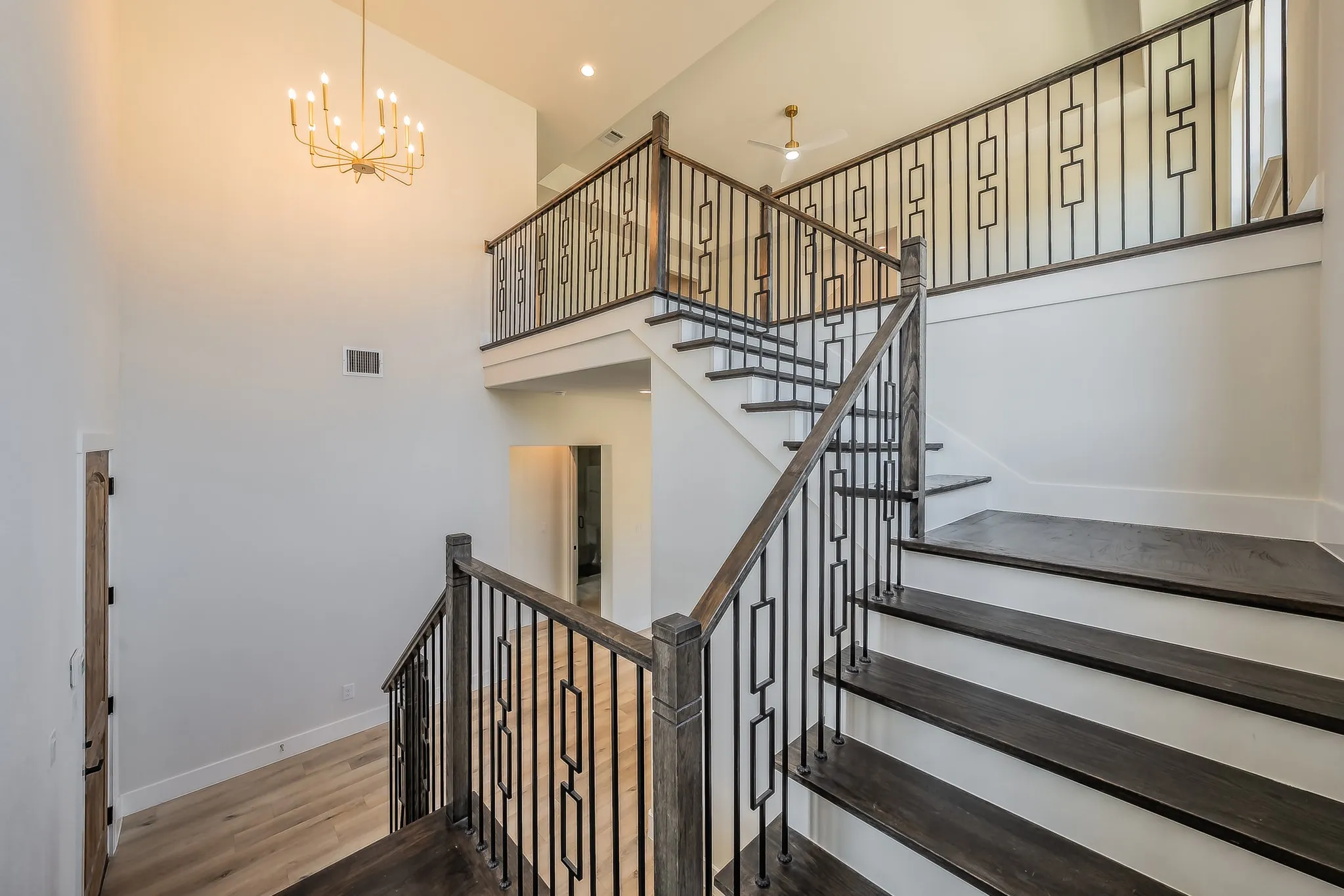 Single Family Residence For Sale in Tarrant County , 5901 Westworth Falls Way, Westworth Village, Texas 76114, 6 Bedroom, 7 Bathroom, 2 Garage spaces, 4,782 Sqft, built in 2022, mls#21421272, Real Estate Agent in Westworth Village, Homes For Sale in Tarrant county, Homes For Sale in Westworth Village, Realtor in Westworth Village Texas, Real Estate Brokerage Independent Realty Texas, Luminita Cordes Realtor