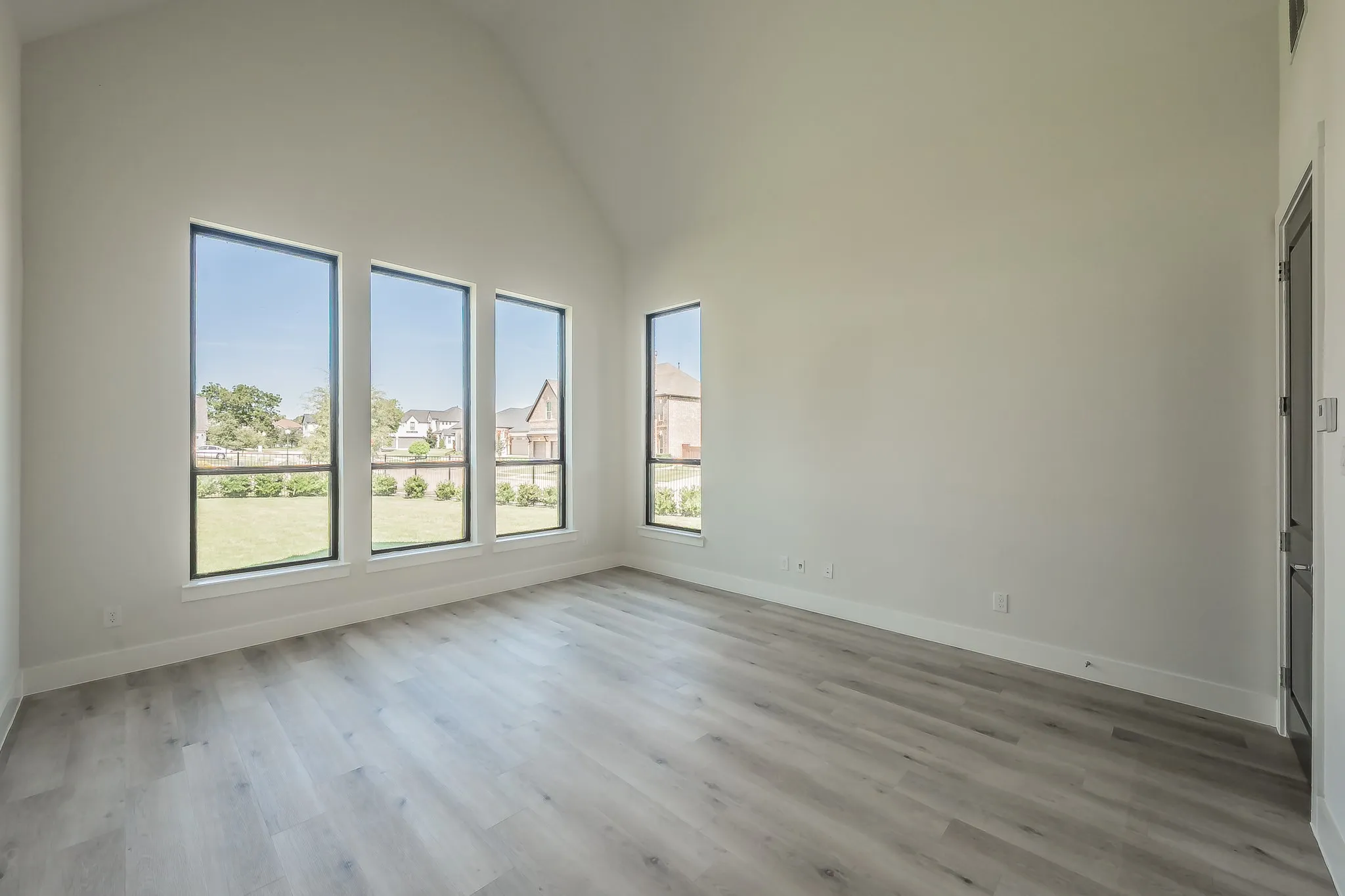 Single Family Residence For Sale in Tarrant County , 5901 Westworth Falls Way, Westworth Village, Texas 76114, 6 Bedroom, 7 Bathroom, 2 Garage spaces, 4,782 Sqft, built in 2022, mls#21421272, Real Estate Agent in Westworth Village, Homes For Sale in Tarrant county, Homes For Sale in Westworth Village, Realtor in Westworth Village Texas, Real Estate Brokerage Independent Realty Texas, Luminita Cordes Realtor