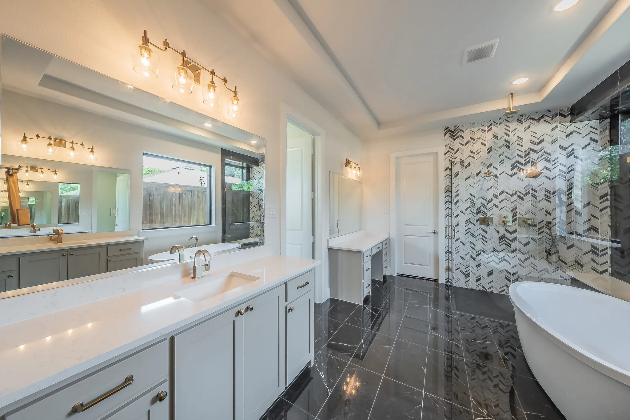 Single Family Residence For Sale in Tarrant County , 5901 Westworth Falls Way, Westworth Village, Texas 76114, 6 Bedroom, 7 Bathroom, 2 Garage spaces, 4,782 Sqft, built in 2022, mls#21421272, Real Estate Agent in Westworth Village, Homes For Sale in Tarrant county, Homes For Sale in Westworth Village, Realtor in Westworth Village Texas, Real Estate Brokerage Independent Realty Texas, Luminita Cordes Realtor