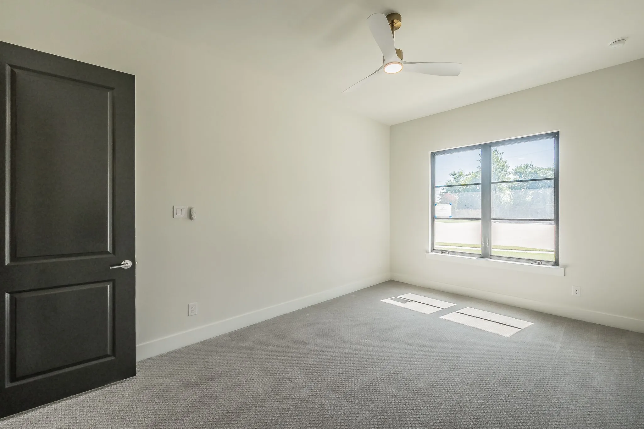 Single Family Residence For Sale in Tarrant County , 5901 Westworth Falls Way, Westworth Village, Texas 76114, 6 Bedroom, 7 Bathroom, 2 Garage spaces, 4,782 Sqft, built in 2022, mls#21421272, Real Estate Agent in Westworth Village, Homes For Sale in Tarrant county, Homes For Sale in Westworth Village, Realtor in Westworth Village Texas, Real Estate Brokerage Independent Realty Texas, Luminita Cordes Realtor