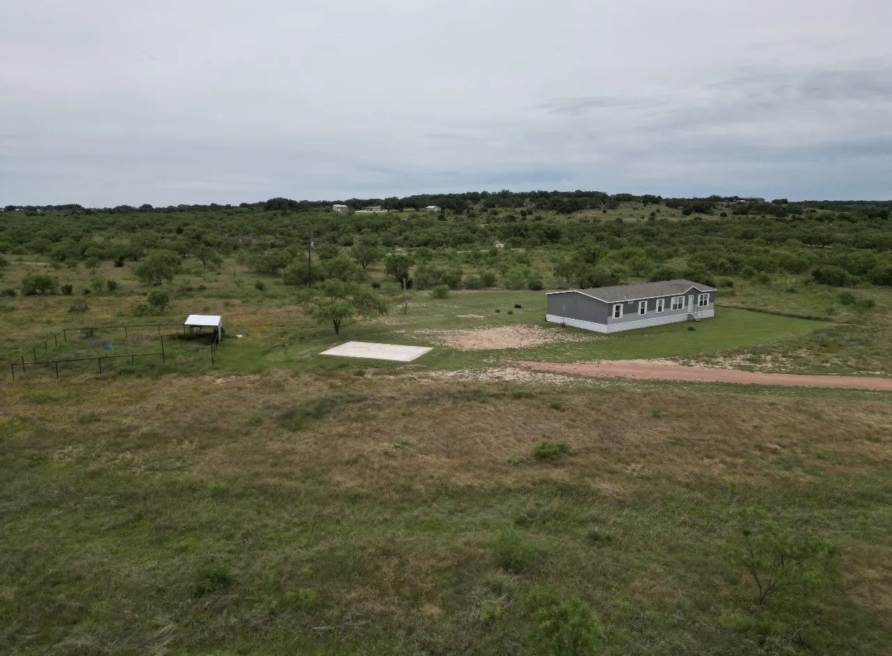 Mobile Home For Sale in Mc Culloch County , 2315 CR 472, Rochelle, Texas 76872, 5 Bedroom, 3 Bathroom, Garage spaces, 2,063 Sqft, built in 2022, mls#21421284, Real Estate Agent in Rochelle, Homes For Sale in Mc Culloch county, Homes For Sale in Rochelle, Realtor in Rochelle Texas, Real Estate Brokerage Independent Realty Texas, Luminita Cordes Realtor