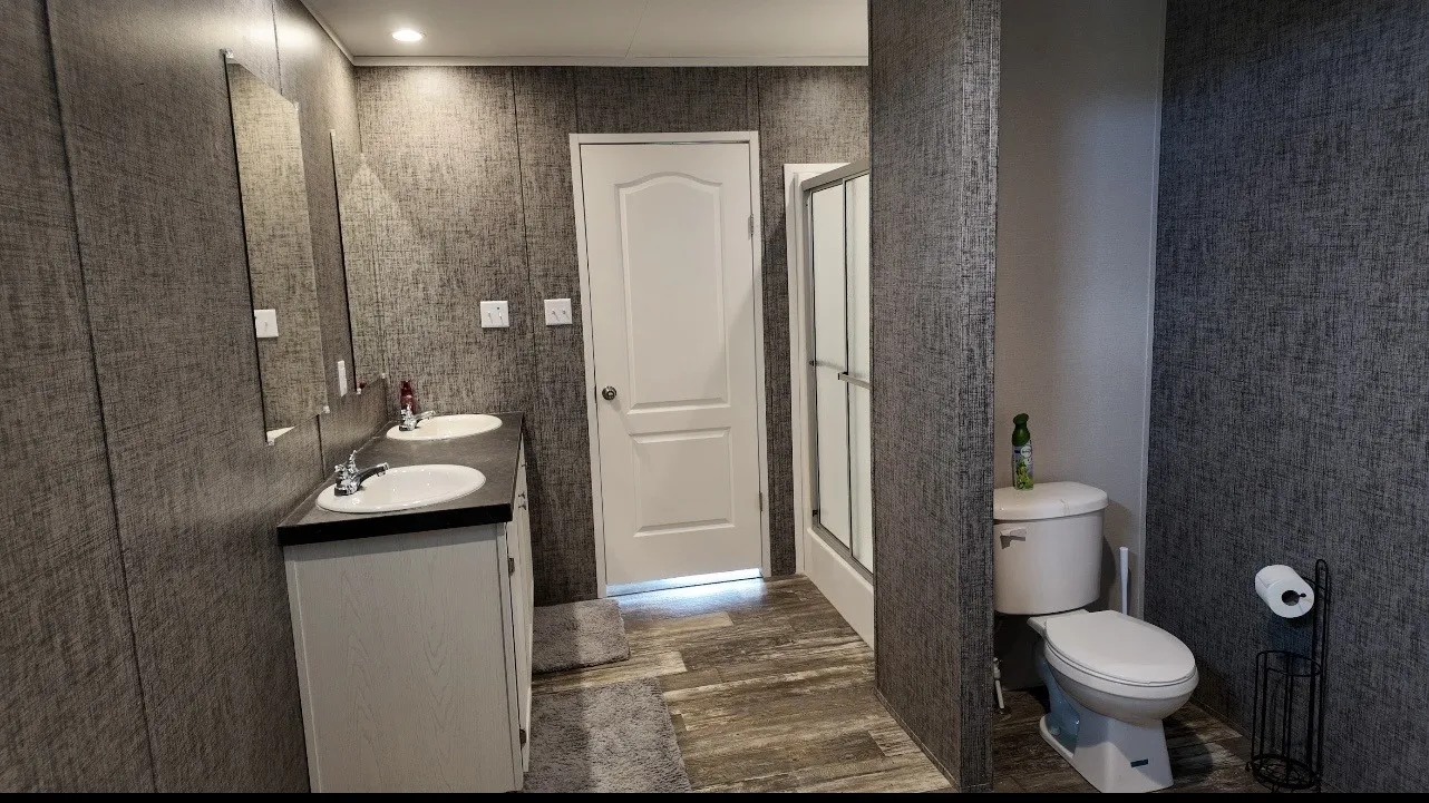 Mobile Home For Sale in Mc Culloch County , 2315 CR 472, Rochelle, Texas 76872, 5 Bedroom, 3 Bathroom, Garage spaces, 2,063 Sqft, built in 2022, mls#21421284, Real Estate Agent in Rochelle, Homes For Sale in Mc Culloch county, Homes For Sale in Rochelle, Realtor in Rochelle Texas, Real Estate Brokerage Independent Realty Texas, Luminita Cordes Realtor