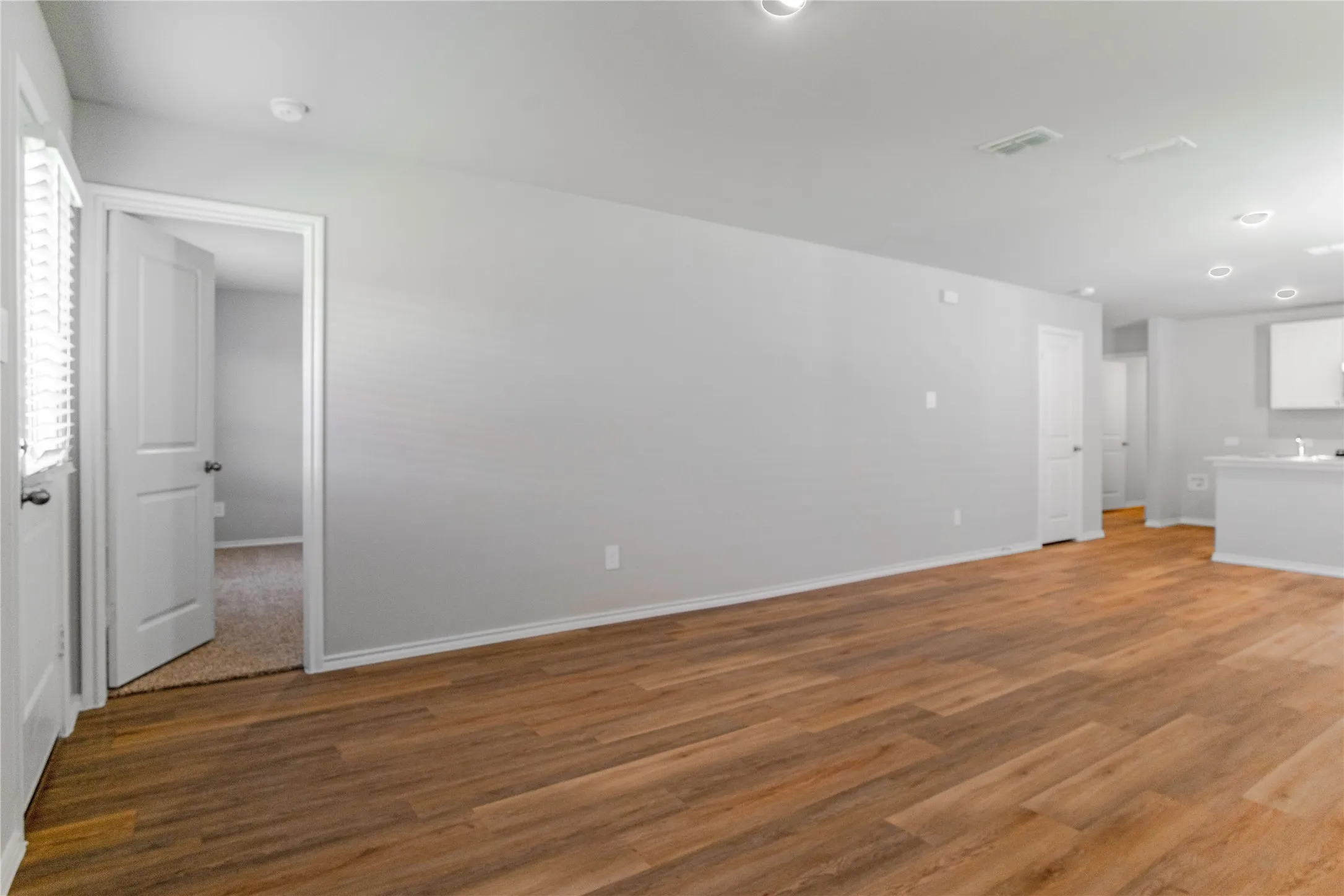 Single Family Residence For Rent in Denton County , 5504 Corduroy Road, Denton, Texas 76249, 3 Bedroom, 2 Bathroom, 2 Garage spaces, 1,280 Sqft, built in 2026, mls#21421258, Real Estate Agent in Denton, Homes For Rent in Denton county, Homes For Rent in Denton, Realtor in Denton Texas, Real Estate Brokerage Independent Realty Texas, Luminita Cordes Realtor