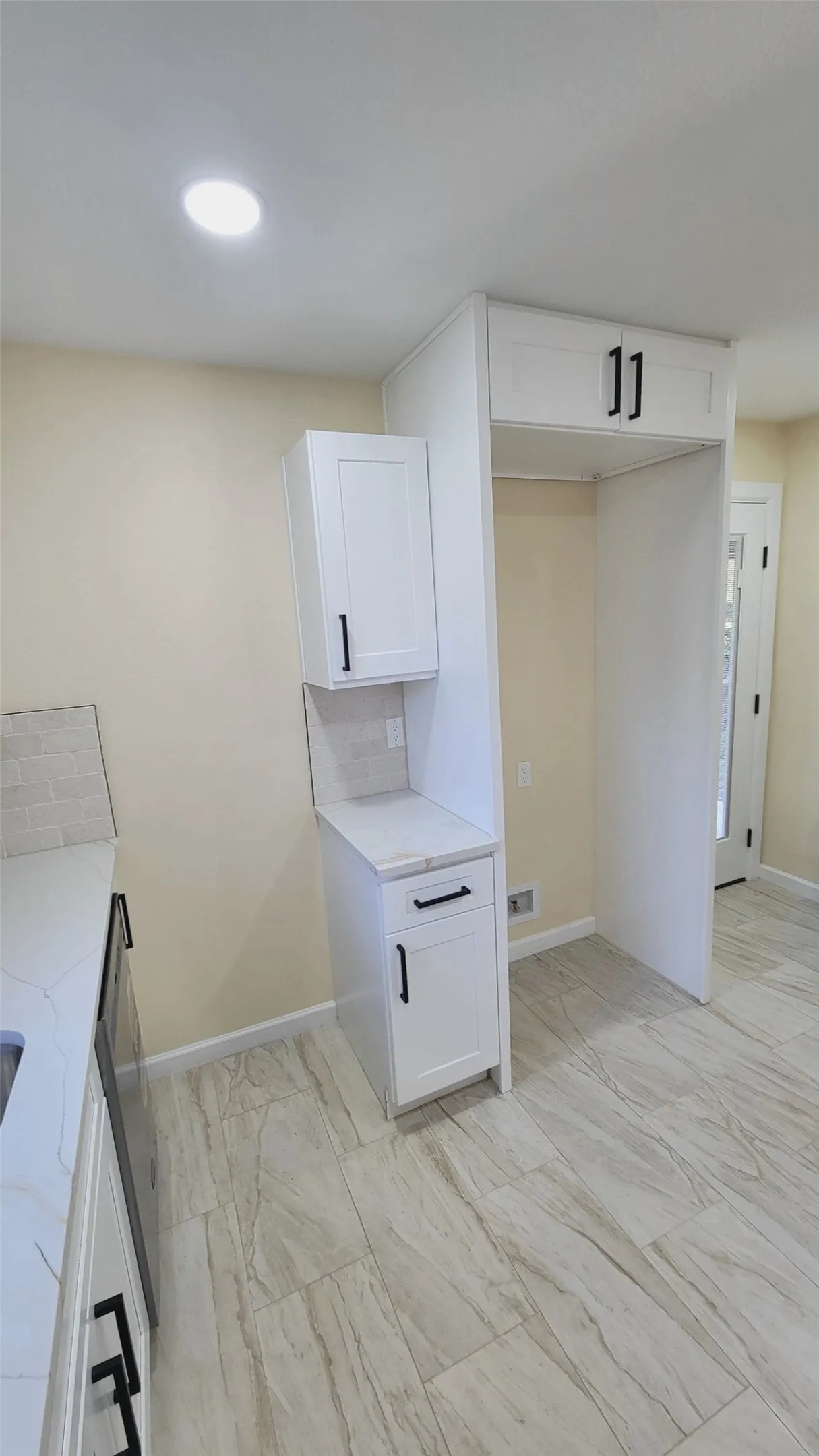 Single Family Residence For Sale in Tarrant County , 2845 Hunter Street, Fort Worth, Texas 76112, 3 Bedroom, 2 Bathroom, Garage spaces, 1,079 Sqft, built in 1951, mls#21421298, Real Estate Agent in Fort Worth, Homes For Sale in Tarrant county, Homes For Sale in Fort Worth, Realtor in Fort Worth Texas, Real Estate Brokerage Independent Realty Texas, Luminita Cordes Realtor
