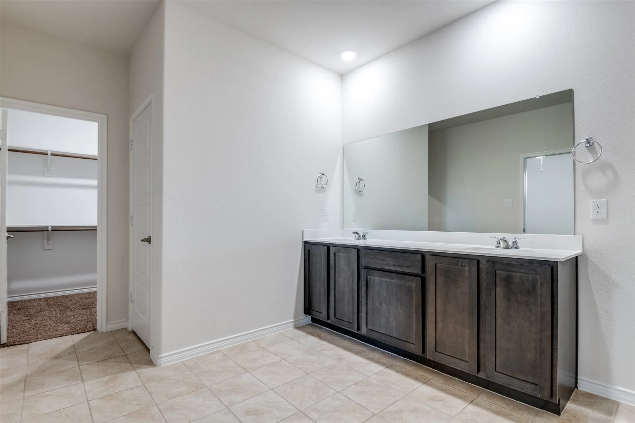 Single Family Residence For Rent in Rockwall County , 905 Philadelphia Street, Fate, Texas 75189, 4 Bedroom, 2 Bathroom, 2 Garage spaces, 2,153 Sqft, built in 2020, mls#21421301, Real Estate Agent in Fate, Homes For Rent in Rockwall county, Homes For Rent in Fate, Realtor in Fate Texas, Real Estate Brokerage Independent Realty Texas, Luminita Cordes Realtor