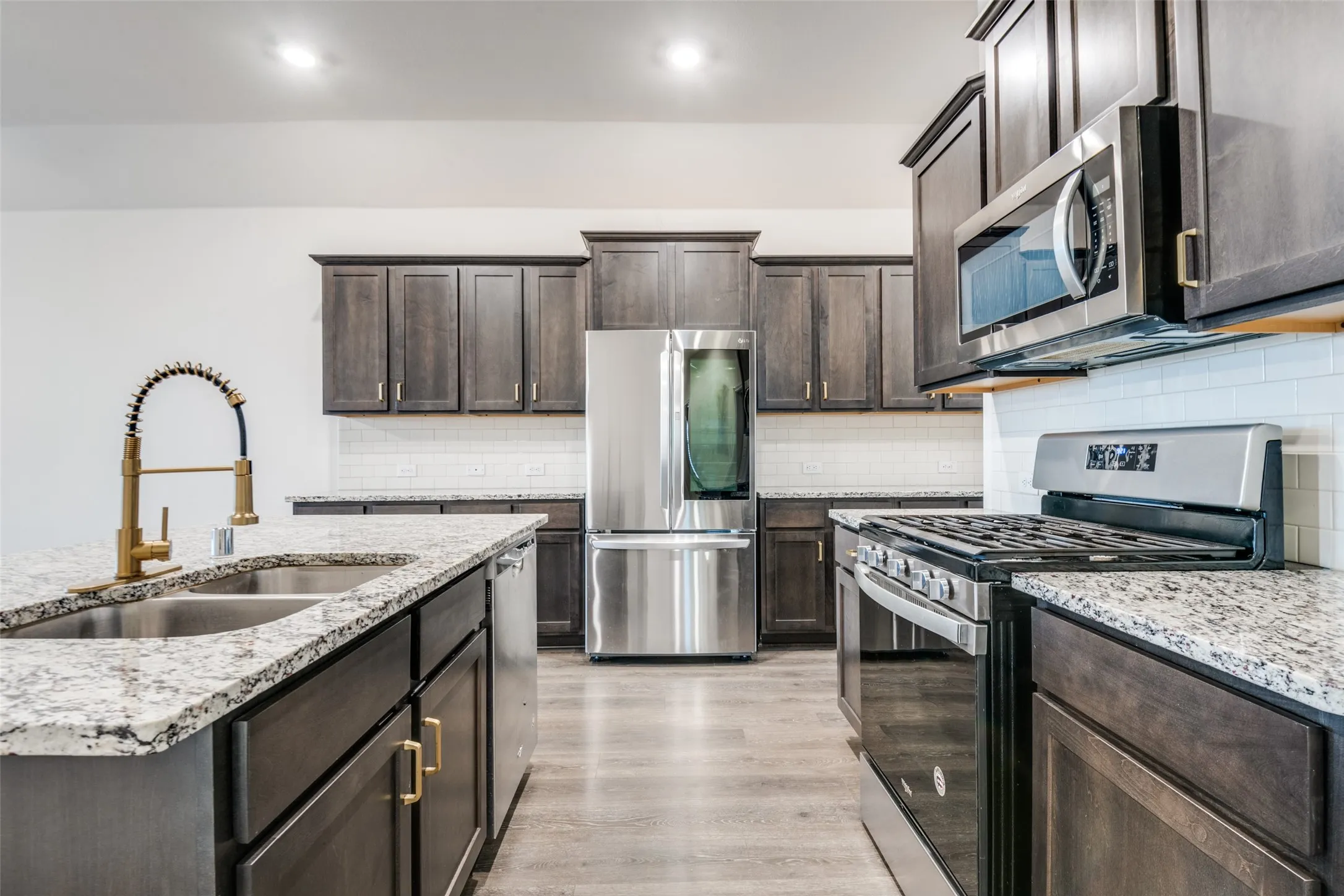 Single Family Residence For Rent in Rockwall County , 905 Philadelphia Street, Fate, Texas 75189, 4 Bedroom, 2 Bathroom, 2 Garage spaces, 2,153 Sqft, built in 2020, mls#21421301, Real Estate Agent in Fate, Homes For Rent in Rockwall county, Homes For Rent in Fate, Realtor in Fate Texas, Real Estate Brokerage Independent Realty Texas, Luminita Cordes Realtor