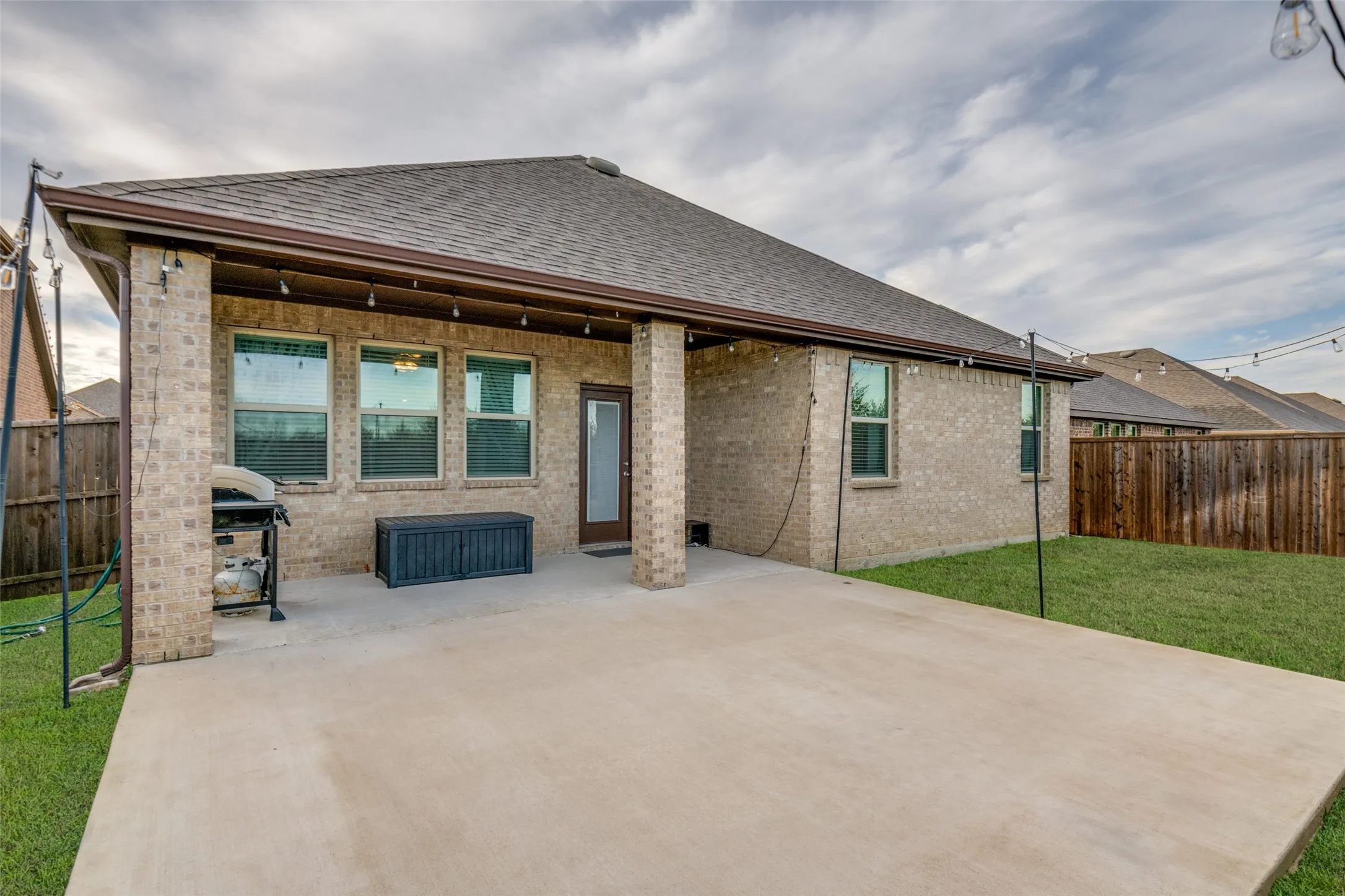 Single Family Residence For Rent in Rockwall County , 905 Philadelphia Street, Fate, Texas 75189, 4 Bedroom, 2 Bathroom, 2 Garage spaces, 2,153 Sqft, built in 2020, mls#21421301, Real Estate Agent in Fate, Homes For Rent in Rockwall county, Homes For Rent in Fate, Realtor in Fate Texas, Real Estate Brokerage Independent Realty Texas, Luminita Cordes Realtor