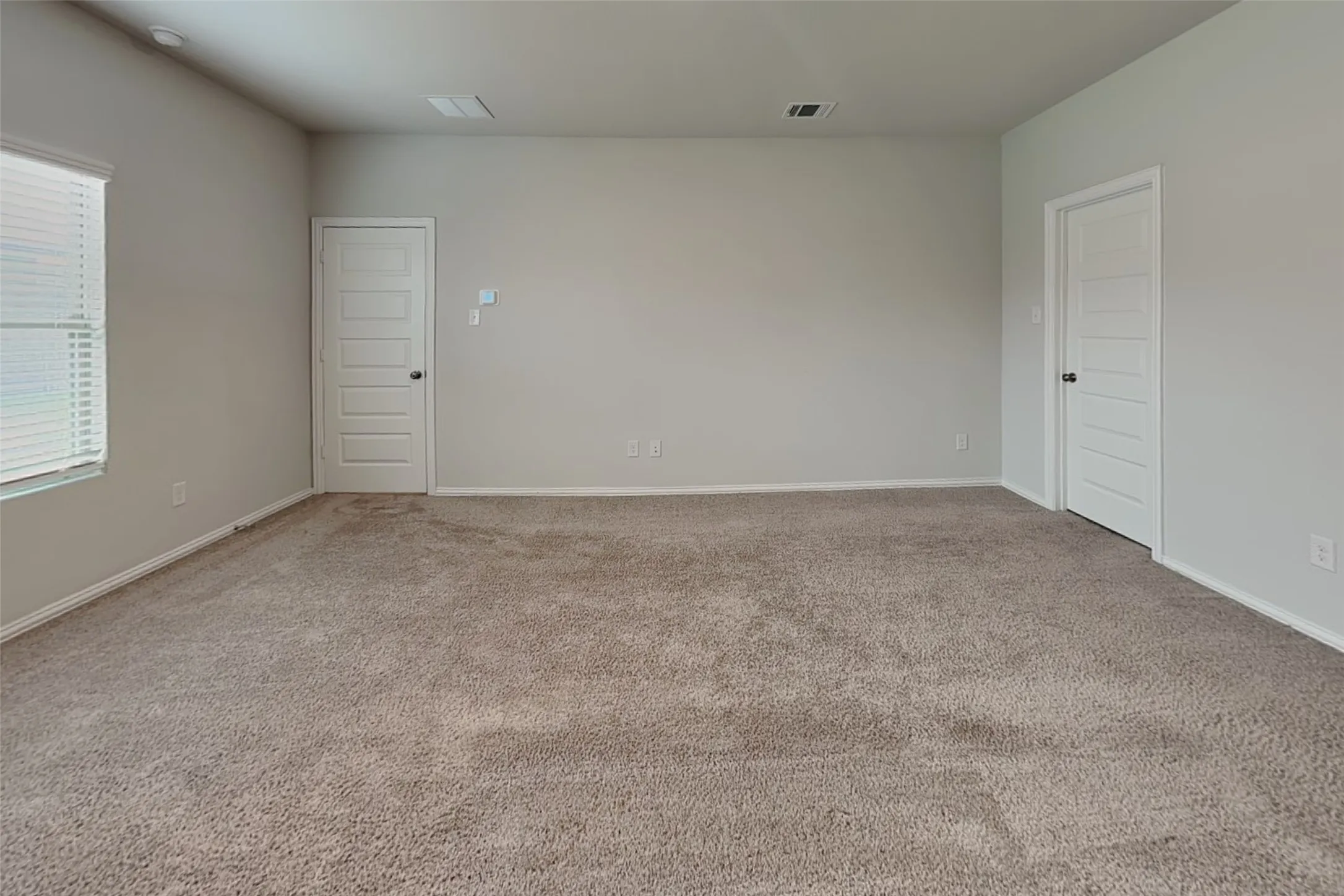 Single Family Residence For Rent in Grayson County , 545 Meadow Run Drive, Van Alstyne, Texas 75495, 4 Bedroom, 3 Bathroom, 2 Garage spaces, 2,541 Sqft, built in 2024, mls#21421309, Real Estate Agent in Van Alstyne, Homes For Rent in Grayson county, Homes For Rent in Van Alstyne, Realtor in Van Alstyne Texas, Real Estate Brokerage Independent Realty Texas, Luminita Cordes Realtor