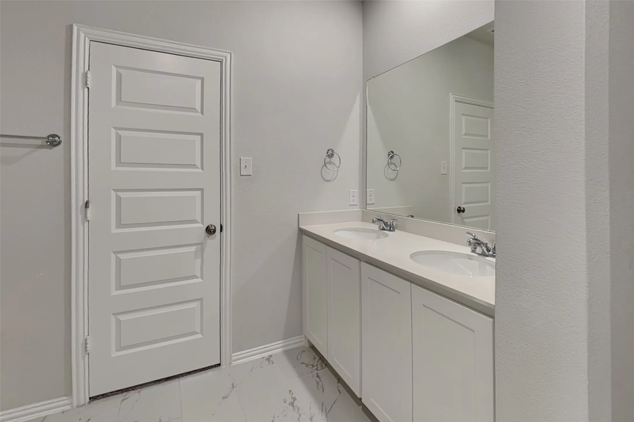Single Family Residence For Rent in Grayson County , 545 Meadow Run Drive, Van Alstyne, Texas 75495, 4 Bedroom, 3 Bathroom, 2 Garage spaces, 2,541 Sqft, built in 2024, mls#21421309, Real Estate Agent in Van Alstyne, Homes For Rent in Grayson county, Homes For Rent in Van Alstyne, Realtor in Van Alstyne Texas, Real Estate Brokerage Independent Realty Texas, Luminita Cordes Realtor