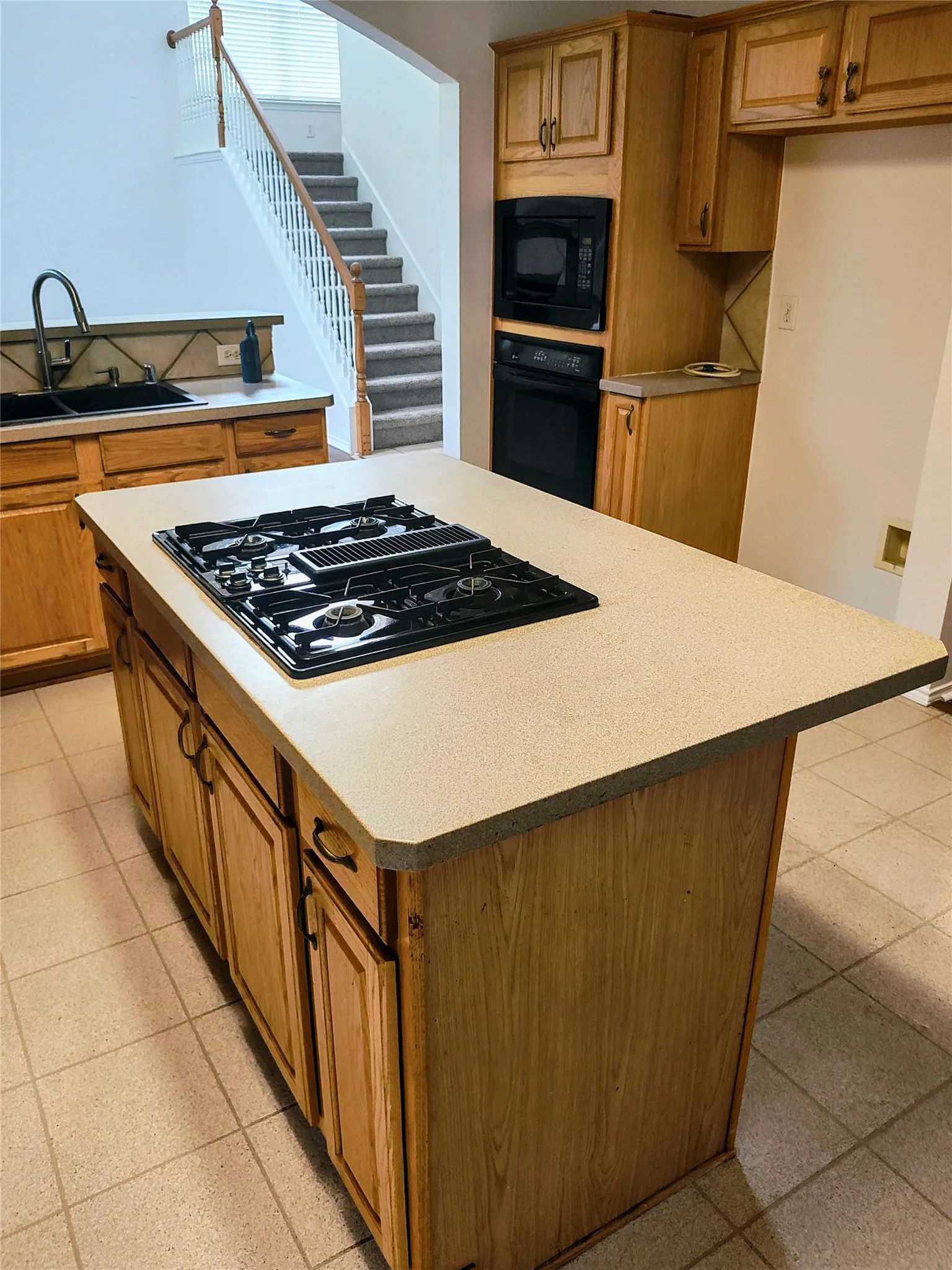 Single Family Residence For Rent in Tarrant County , 2300 Forest Park Circle, Mansfield, Texas 76063, 3 Bedroom, 3 Bathroom, 2 Garage spaces, 2,863 Sqft, built in 1999, mls#21421297, Real Estate Agent in Mansfield, Homes For Rent in Tarrant county, Homes For Rent in Mansfield, Realtor in Mansfield Texas, Real Estate Brokerage Independent Realty Texas, Luminita Cordes Realtor