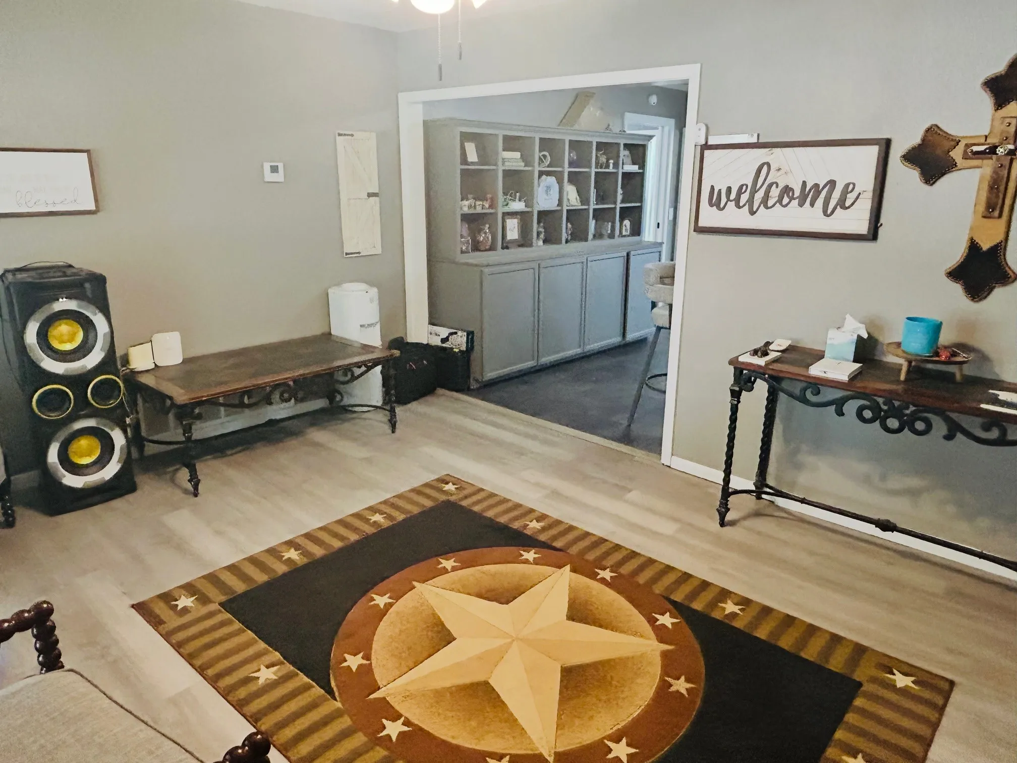 Single Family Residence For Sale in Brown County , 3914 Austin Avenue, Brownwood, Texas 76801, 3 Bedroom, 2 Bathroom, Garage spaces, 1,911 Sqft, built in 1967, mls#21421167, Real Estate Agent in Brownwood, Homes For Sale in Brown county, Homes For Sale in Brownwood, Realtor in Brownwood Texas, Real Estate Brokerage Independent Realty Texas, Luminita Cordes Realtor