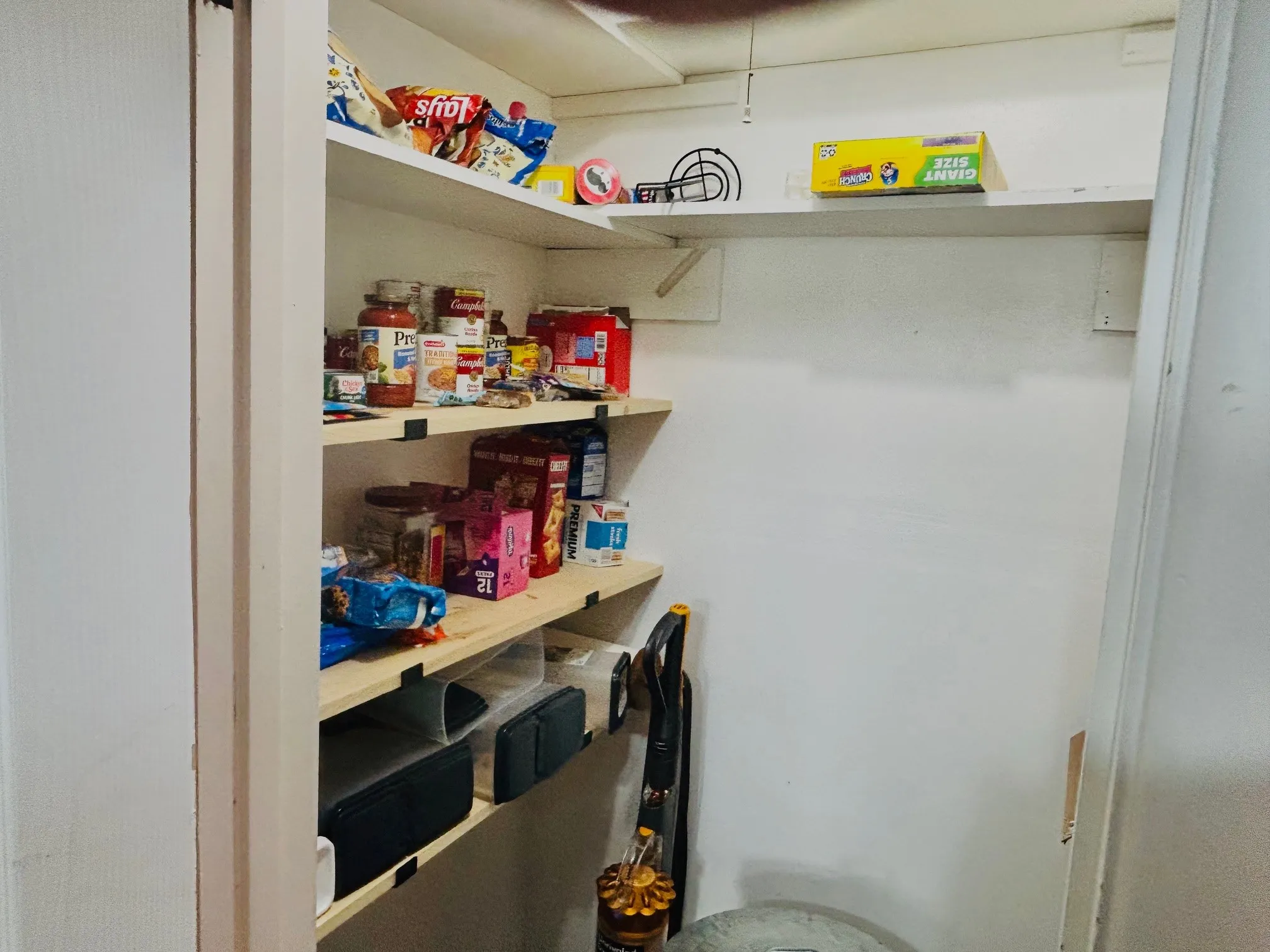 Single Family Residence For Sale in Brown County , 3914 Austin Avenue, Brownwood, Texas 76801, 3 Bedroom, 2 Bathroom, Garage spaces, 1,911 Sqft, built in 1967, mls#21421167, Real Estate Agent in Brownwood, Homes For Sale in Brown county, Homes For Sale in Brownwood, Realtor in Brownwood Texas, Real Estate Brokerage Independent Realty Texas, Luminita Cordes Realtor