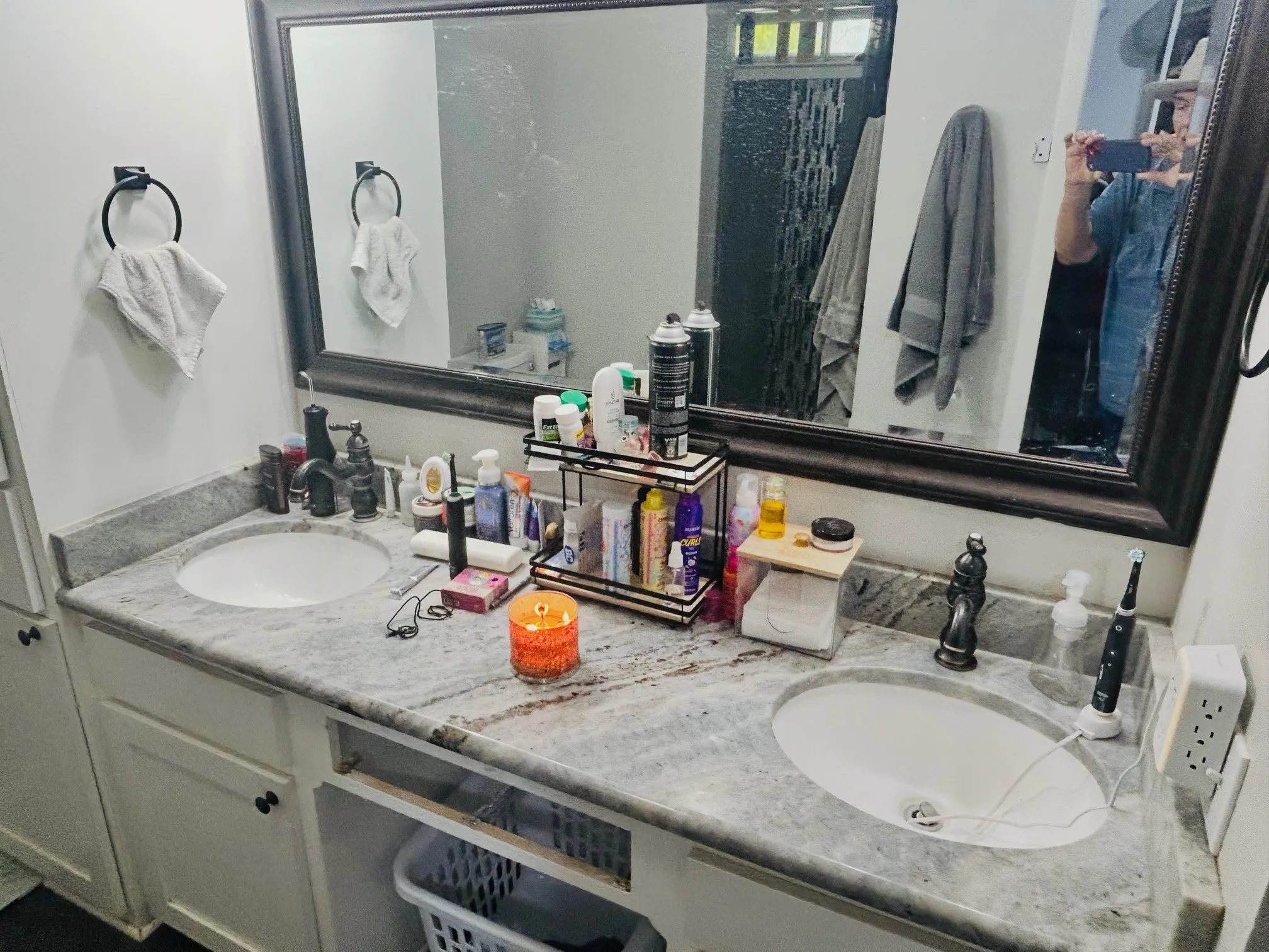 Single Family Residence For Sale in Brown County , 3914 Austin Avenue, Brownwood, Texas 76801, 3 Bedroom, 2 Bathroom, Garage spaces, 1,911 Sqft, built in 1967, mls#21421167, Real Estate Agent in Brownwood, Homes For Sale in Brown county, Homes For Sale in Brownwood, Realtor in Brownwood Texas, Real Estate Brokerage Independent Realty Texas, Luminita Cordes Realtor