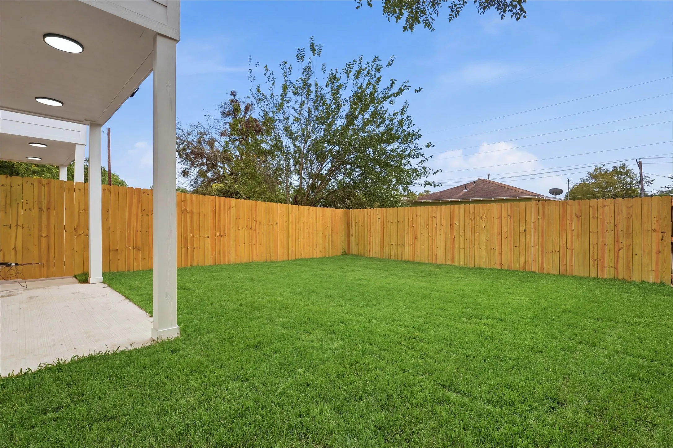 Duplex For Sale in Dallas County , 3427 & 3429 Detonte Street, Dallas, Texas 75223, 6 Bedroom, 6 Bathroom, 2 Garage spaces, 0 Sqft, built in 2026, mls#21421294, Real Estate Agent in Dallas, Homes For Sale in Dallas county, Homes For Sale in Dallas, Realtor in Dallas Texas, Real Estate Brokerage Independent Realty Texas, Luminita Cordes Realtor