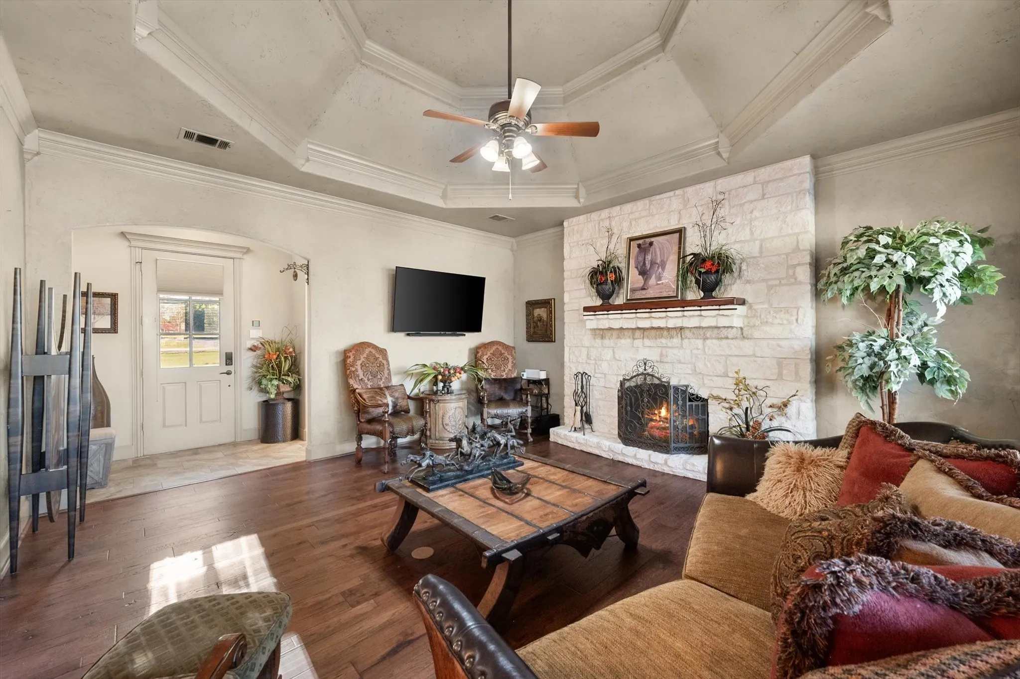 Single Family Residence For Sale in Navarro County , 108 County Road 3187, Corsicana, Texas 75109, 3 Bedroom, 2 Bathroom, 2 Garage spaces, 2,199 Sqft, built in 2006, mls#21418436, Real Estate Agent in Corsicana, Homes For Sale in Navarro county, Homes For Sale in Corsicana, Realtor in Corsicana Texas, Real Estate Brokerage Independent Realty Texas, Luminita Cordes Realtor
