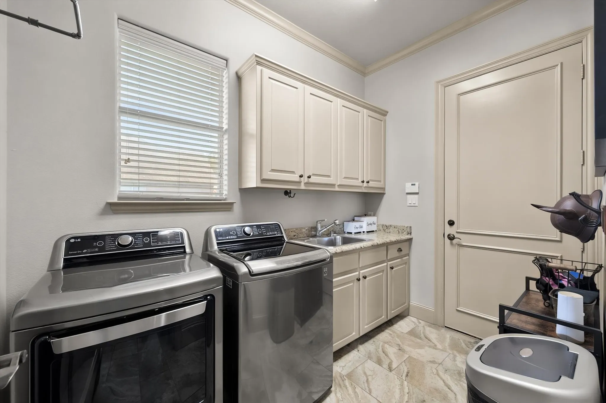 Single Family Residence For Sale in Navarro County , 108 County Road 3187, Corsicana, Texas 75109, 3 Bedroom, 2 Bathroom, 2 Garage spaces, 2,199 Sqft, built in 2006, mls#21418436, Real Estate Agent in Corsicana, Homes For Sale in Navarro county, Homes For Sale in Corsicana, Realtor in Corsicana Texas, Real Estate Brokerage Independent Realty Texas, Luminita Cordes Realtor