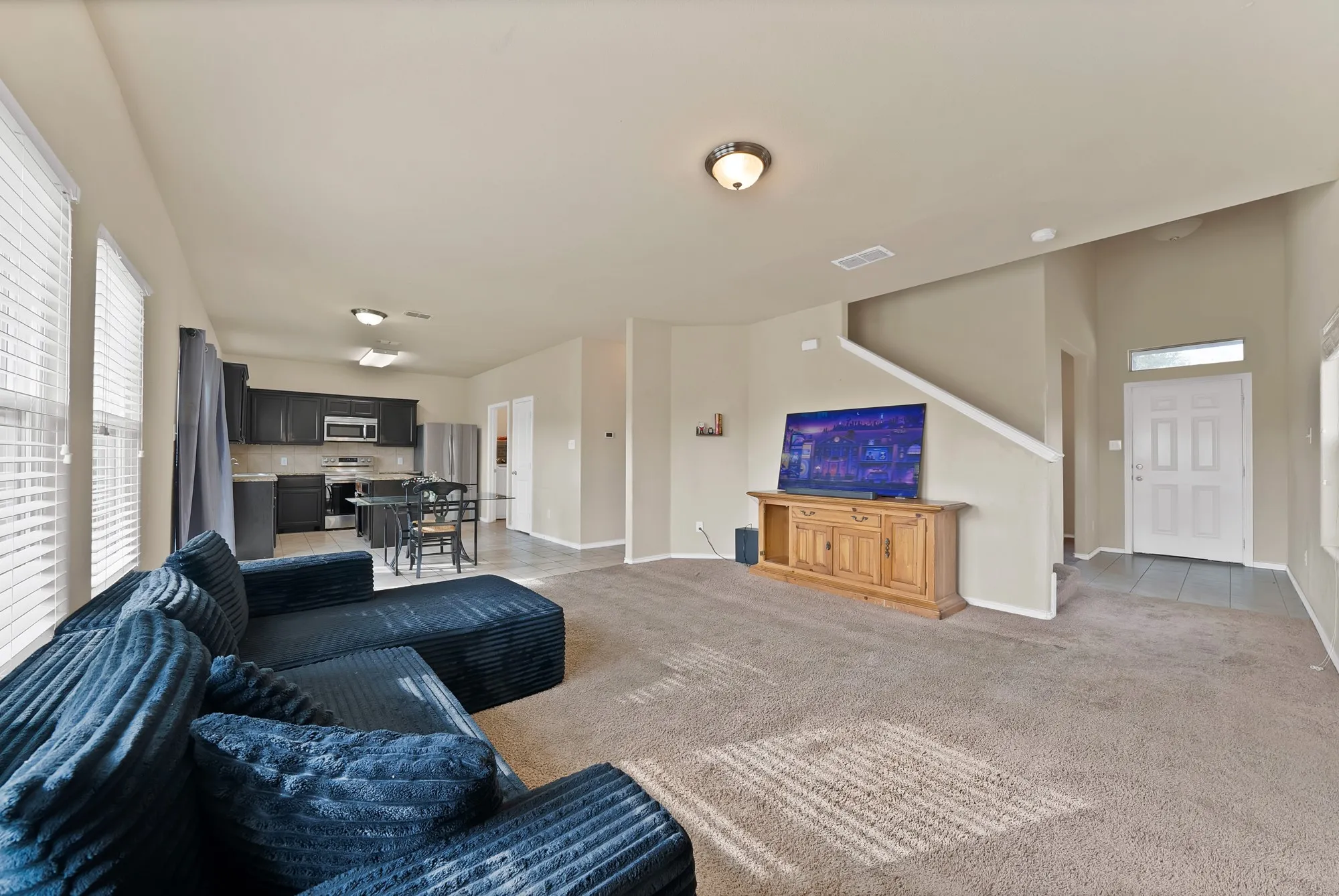Single Family Residence For Rent in Tarrant County , 8641 Fawn Hill Court, Fort Worth, Texas 76134, 4 Bedroom, 3 Bathroom, 2 Garage spaces, 1,935 Sqft, built in 2015, mls#21421369, Real Estate Agent in Fort Worth, Homes For Rent in Tarrant county, Homes For Rent in Fort Worth, Realtor in Fort Worth Texas, Real Estate Brokerage Independent Realty Texas, Luminita Cordes Realtor