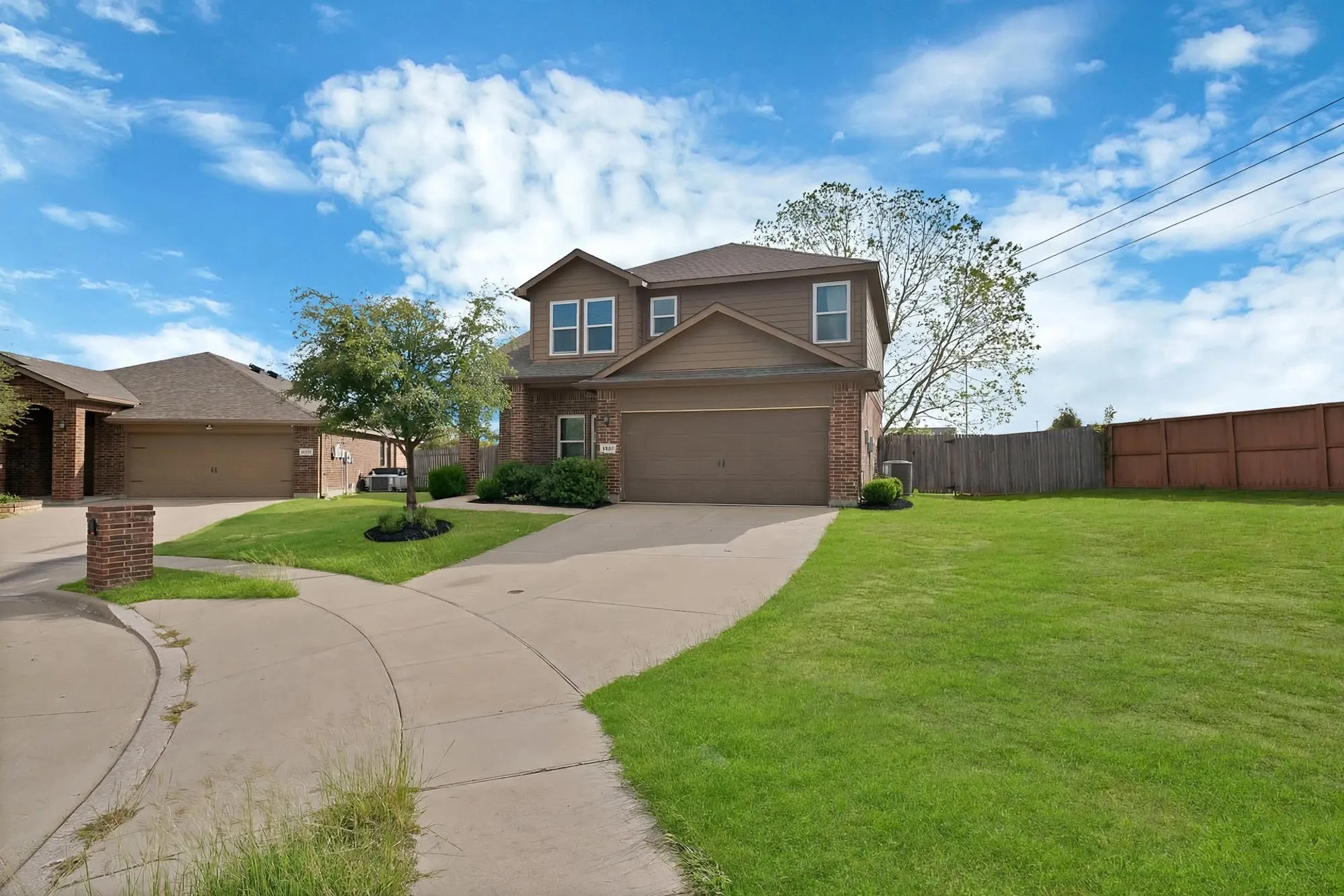 Single Family Residence For Rent in Tarrant County , 8641 Fawn Hill Court, Fort Worth, Texas 76134, 4 Bedroom, 3 Bathroom, 2 Garage spaces, 1,935 Sqft, built in 2015, mls#21421369, Real Estate Agent in Fort Worth, Homes For Rent in Tarrant county, Homes For Rent in Fort Worth, Realtor in Fort Worth Texas, Real Estate Brokerage Independent Realty Texas, Luminita Cordes Realtor