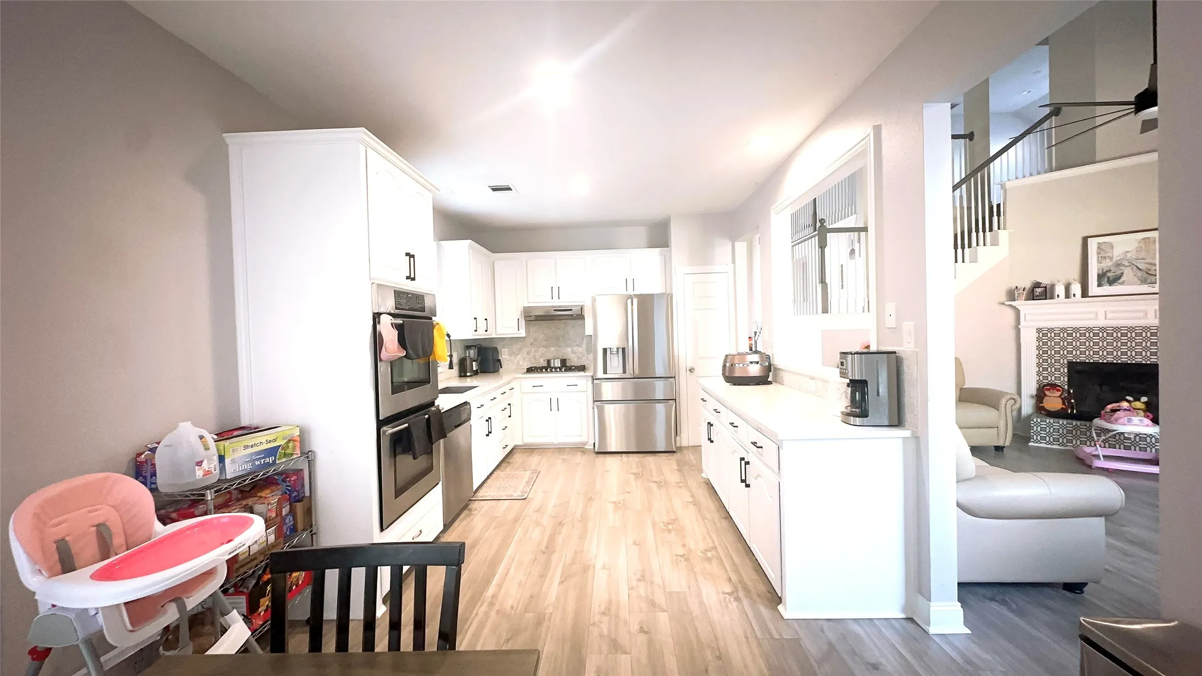 Single Family Residence For Sale in Denton County , 1157 Tanner Drive, Lewisville, Texas 75077, 5 Bedroom, 3 Bathroom, 2 Garage spaces, 2,662 Sqft, built in 1998, mls#21421371, Real Estate Agent in Lewisville, Homes For Sale in Denton county, Homes For Sale in Lewisville, Realtor in Lewisville Texas, Real Estate Brokerage Independent Realty Texas, Luminita Cordes Realtor
