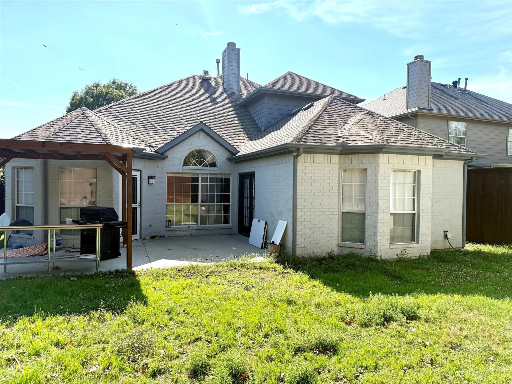 Single Family Residence For Sale in Denton County , 1157 Tanner Drive, Lewisville, Texas 75077, 5 Bedroom, 3 Bathroom, 2 Garage spaces, 2,662 Sqft, built in 1998, mls#21421371, Real Estate Agent in Lewisville, Homes For Sale in Denton county, Homes For Sale in Lewisville, Realtor in Lewisville Texas, Real Estate Brokerage Independent Realty Texas, Luminita Cordes Realtor