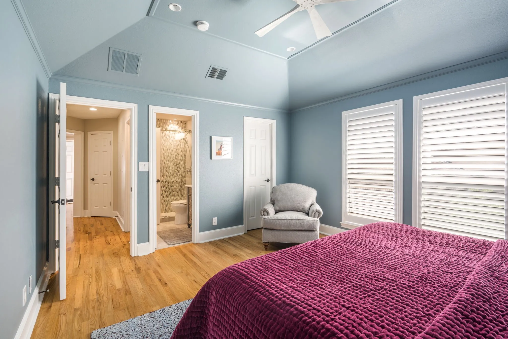 Single Family Residence For Sale in Collin County , 5809 Spring Glade Court, Plano, Texas 75093, 3 Bedroom, 4 Bathroom, 2 Garage spaces, 3,646 Sqft, built in 2001, mls#21412206, Real Estate Agent in Plano, Homes For Sale in Collin county, Homes For Sale in Plano, Realtor in Plano Texas, Real Estate Brokerage Independent Realty Texas, Luminita Cordes Realtor