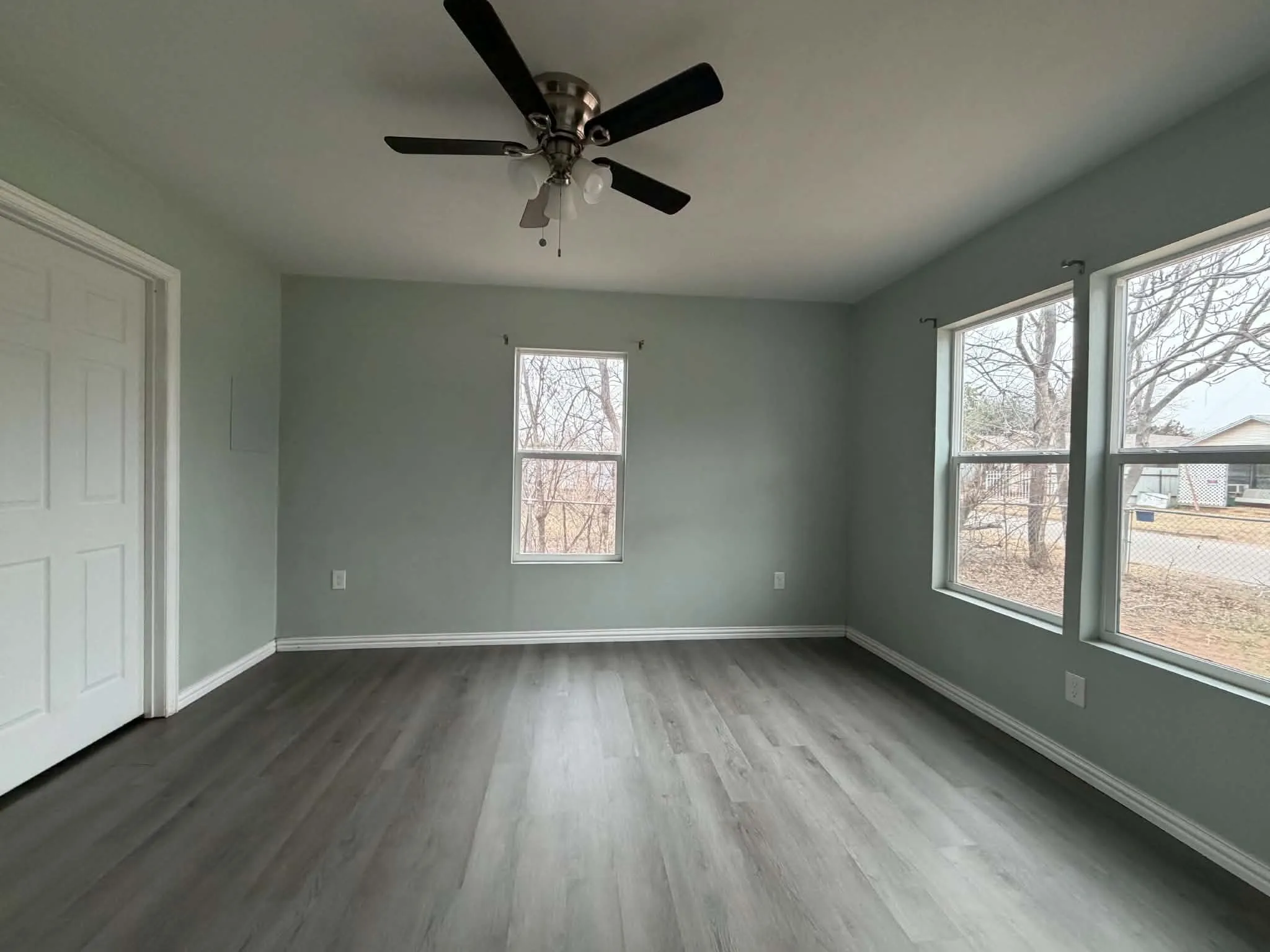 Single Family Residence For Sale in Wichita County , 1417 N 7th Street, Wichita Falls, Texas 76306, 3 Bedroom, 2 Bathroom, Garage spaces, 1,196 Sqft, built in 1928, mls#21421374, Real Estate Agent in Wichita Falls, Homes For Sale in Wichita county, Homes For Sale in Wichita Falls, Realtor in Wichita Falls Texas, Real Estate Brokerage Independent Realty Texas, Luminita Cordes Realtor