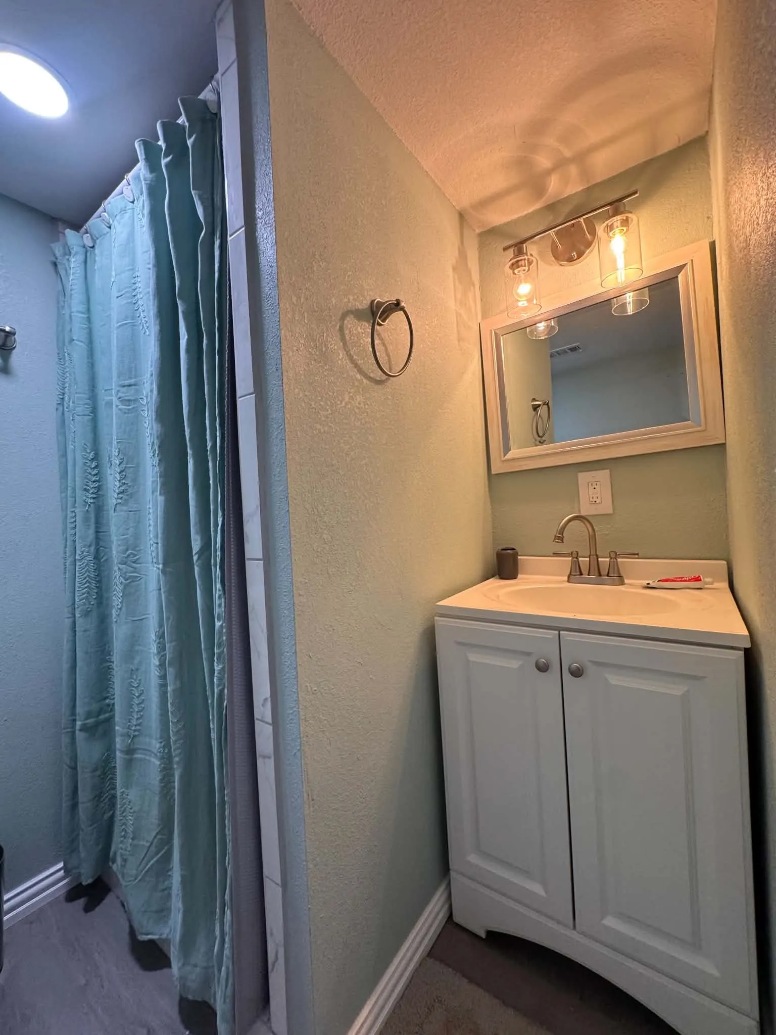 Single Family Residence For Sale in Wichita County , 1417 N 7th Street, Wichita Falls, Texas 76306, 3 Bedroom, 2 Bathroom, Garage spaces, 1,196 Sqft, built in 1928, mls#21421374, Real Estate Agent in Wichita Falls, Homes For Sale in Wichita county, Homes For Sale in Wichita Falls, Realtor in Wichita Falls Texas, Real Estate Brokerage Independent Realty Texas, Luminita Cordes Realtor