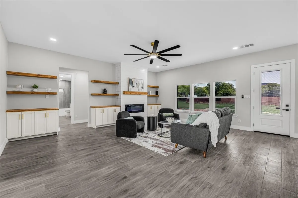 Single Family Residence For Sale in Tarrant County , 8232 Money Lane, Fort Worth, Texas 76126, 5 Bedroom, 4 Bathroom, 2 Garage spaces, 3,386 Sqft, built in 2026, mls#21421401, Real Estate Agent in Fort Worth, Homes For Sale in Tarrant county, Homes For Sale in Fort Worth, Realtor in Fort Worth Texas, Real Estate Brokerage Independent Realty Texas, Luminita Cordes Realtor