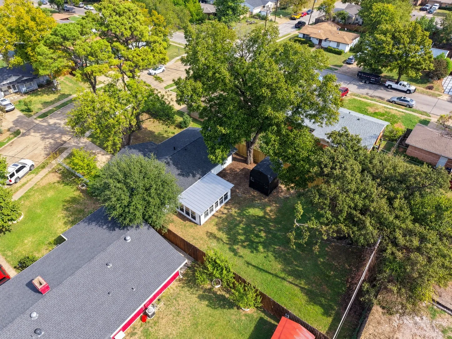 Single Family Residence For Sale in Dallas County , 1504 Mosley Drive, Irving, Texas 75060, 4 Bedroom, 2 Bathroom, 1 Garage spaces, 1,485 Sqft, built in 1964, mls#21421408, Real Estate Agent in Irving, Homes For Sale in Dallas county, Homes For Sale in Irving, Realtor in Irving Texas, Real Estate Brokerage Independent Realty Texas, Luminita Cordes Realtor