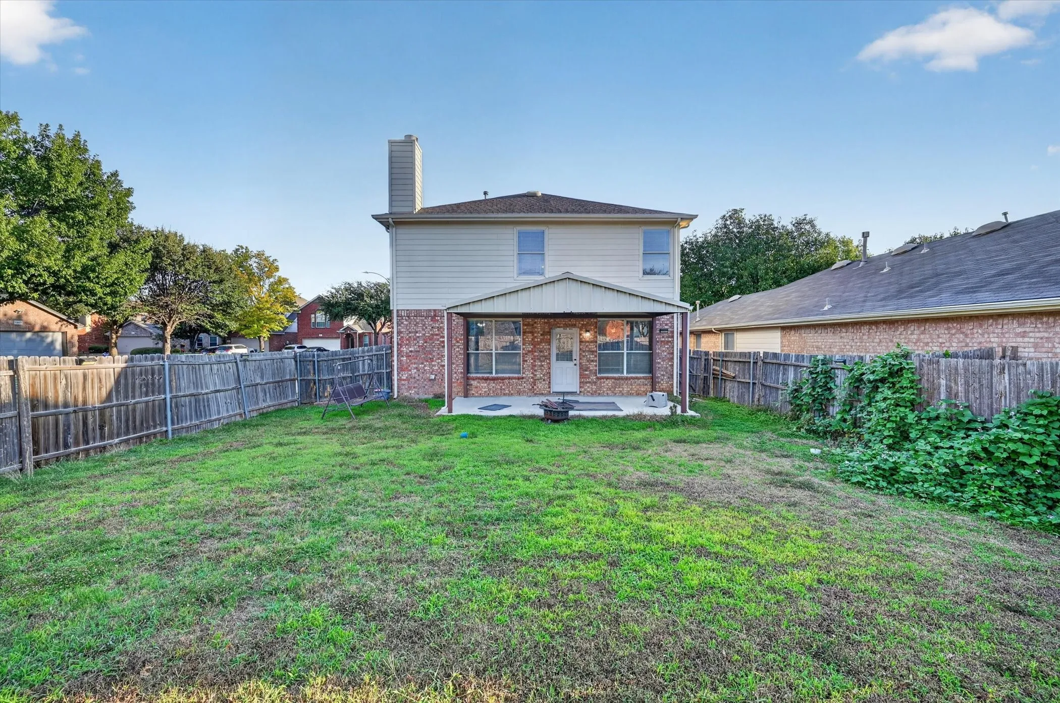 Single Family Residence For Rent in Tarrant County , 2700 Mountain Lion Drive, Fort Worth, Texas 76244, 3 Bedroom, 3 Bathroom, Garage spaces, 1,780 Sqft, built in 2005, mls#21420443, Real Estate Agent in Fort Worth, Homes For Rent in Tarrant county, Homes For Rent in Fort Worth, Realtor in Fort Worth Texas, Real Estate Brokerage Independent Realty Texas, Luminita Cordes Realtor