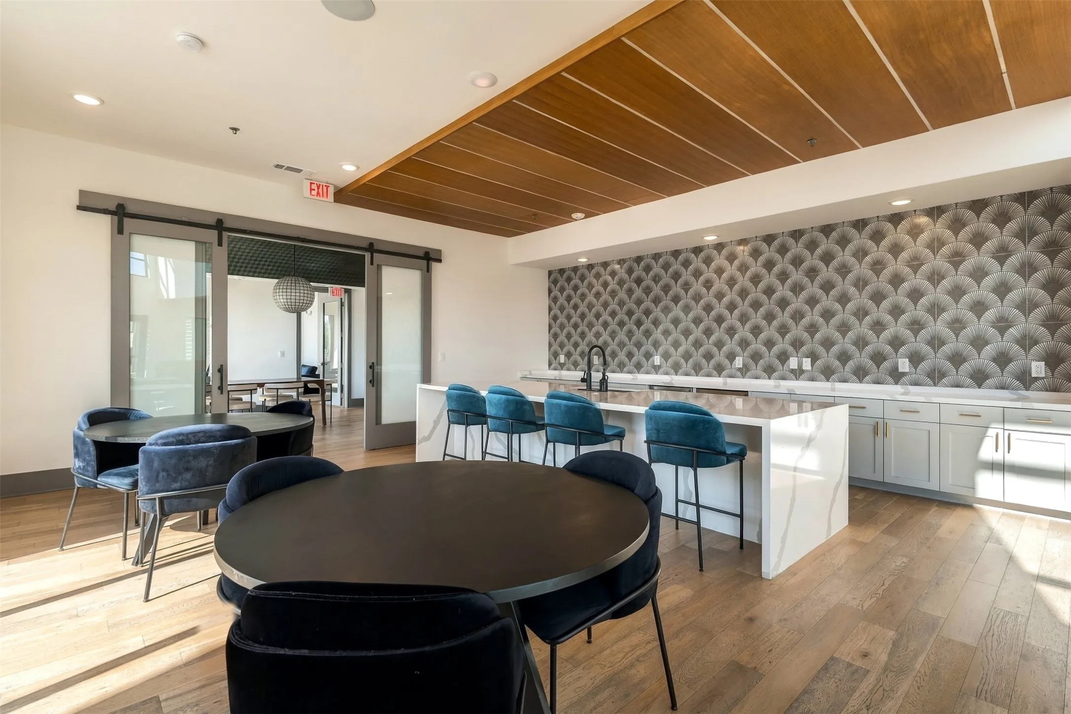 Condominium For Sale in Denton County , 2700 Old Denton Road 1012, Carrollton, Texas 75007, 3 Bedroom, 2 Bathroom, 1 Garage spaces, 1,611 Sqft, built in 2020, mls#21421059, Real Estate Agent in Carrollton, Homes For Sale in Denton county, Homes For Sale in Carrollton, Realtor in Carrollton Texas, Real Estate Brokerage Independent Realty Texas, Luminita Cordes Realtor
