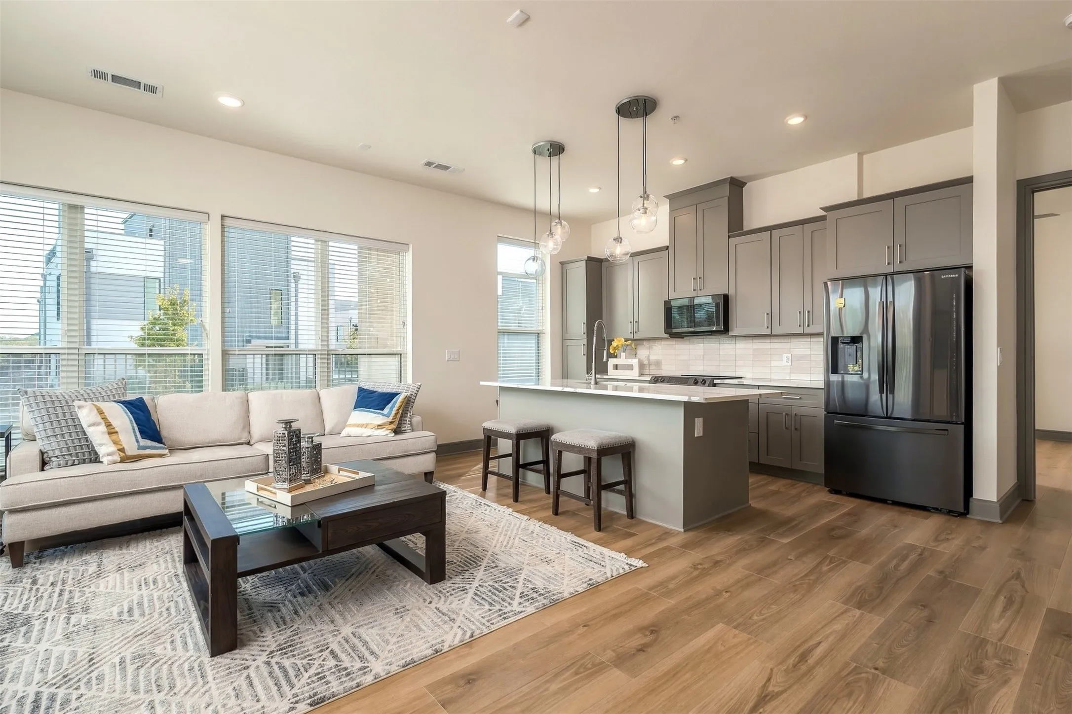 Condominium For Sale in Denton County , 2700 Old Denton Road 1012, Carrollton, Texas 75007, 3 Bedroom, 2 Bathroom, 1 Garage spaces, 1,611 Sqft, built in 2020, mls#21421059, Real Estate Agent in Carrollton, Homes For Sale in Denton county, Homes For Sale in Carrollton, Realtor in Carrollton Texas, Real Estate Brokerage Independent Realty Texas, Luminita Cordes Realtor
