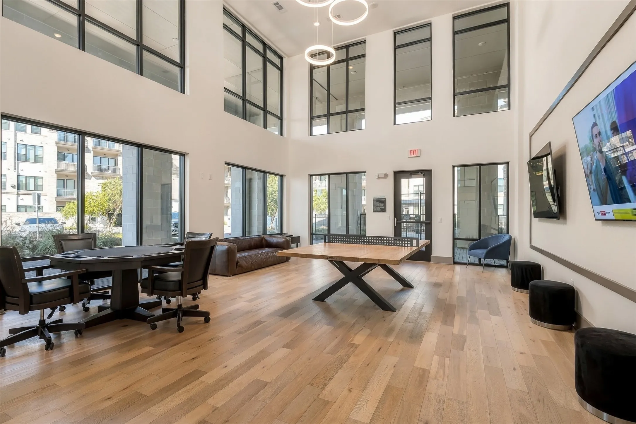 Condominium For Sale in Denton County , 2700 Old Denton Road 1012, Carrollton, Texas 75007, 3 Bedroom, 2 Bathroom, 1 Garage spaces, 1,611 Sqft, built in 2020, mls#21421059, Real Estate Agent in Carrollton, Homes For Sale in Denton county, Homes For Sale in Carrollton, Realtor in Carrollton Texas, Real Estate Brokerage Independent Realty Texas, Luminita Cordes Realtor