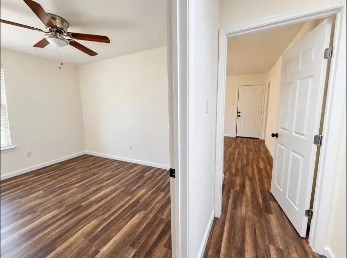 Single Family Residence For Rent in Tarrant County , 2703 Petersburg Drive, Arlington, Texas 76014, 3 Bedroom, 2 Bathroom, Garage spaces, 2,404 Sqft, built in 1978, mls#21421417, Real Estate Agent in Arlington, Homes For Rent in Tarrant county, Homes For Rent in Arlington, Realtor in Arlington Texas, Real Estate Brokerage Independent Realty Texas, Luminita Cordes Realtor