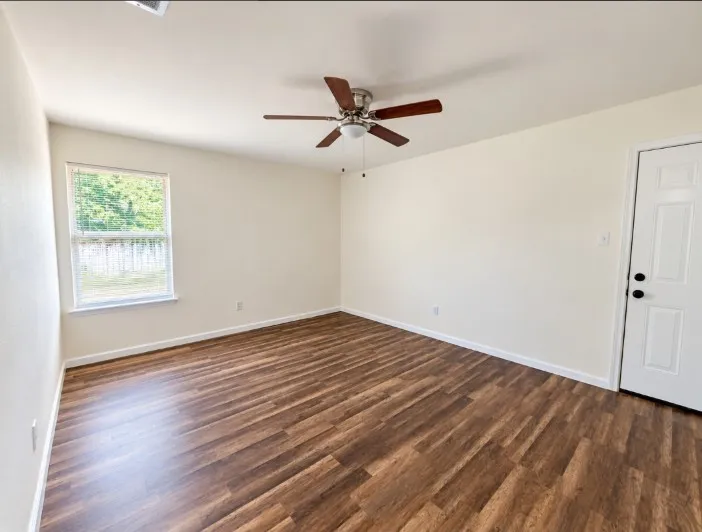 Single Family Residence For Rent in Tarrant County , 2703 Petersburg Drive, Arlington, Texas 76014, 3 Bedroom, 2 Bathroom, Garage spaces, 2,404 Sqft, built in 1978, mls#21421417, Real Estate Agent in Arlington, Homes For Rent in Tarrant county, Homes For Rent in Arlington, Realtor in Arlington Texas, Real Estate Brokerage Independent Realty Texas, Luminita Cordes Realtor